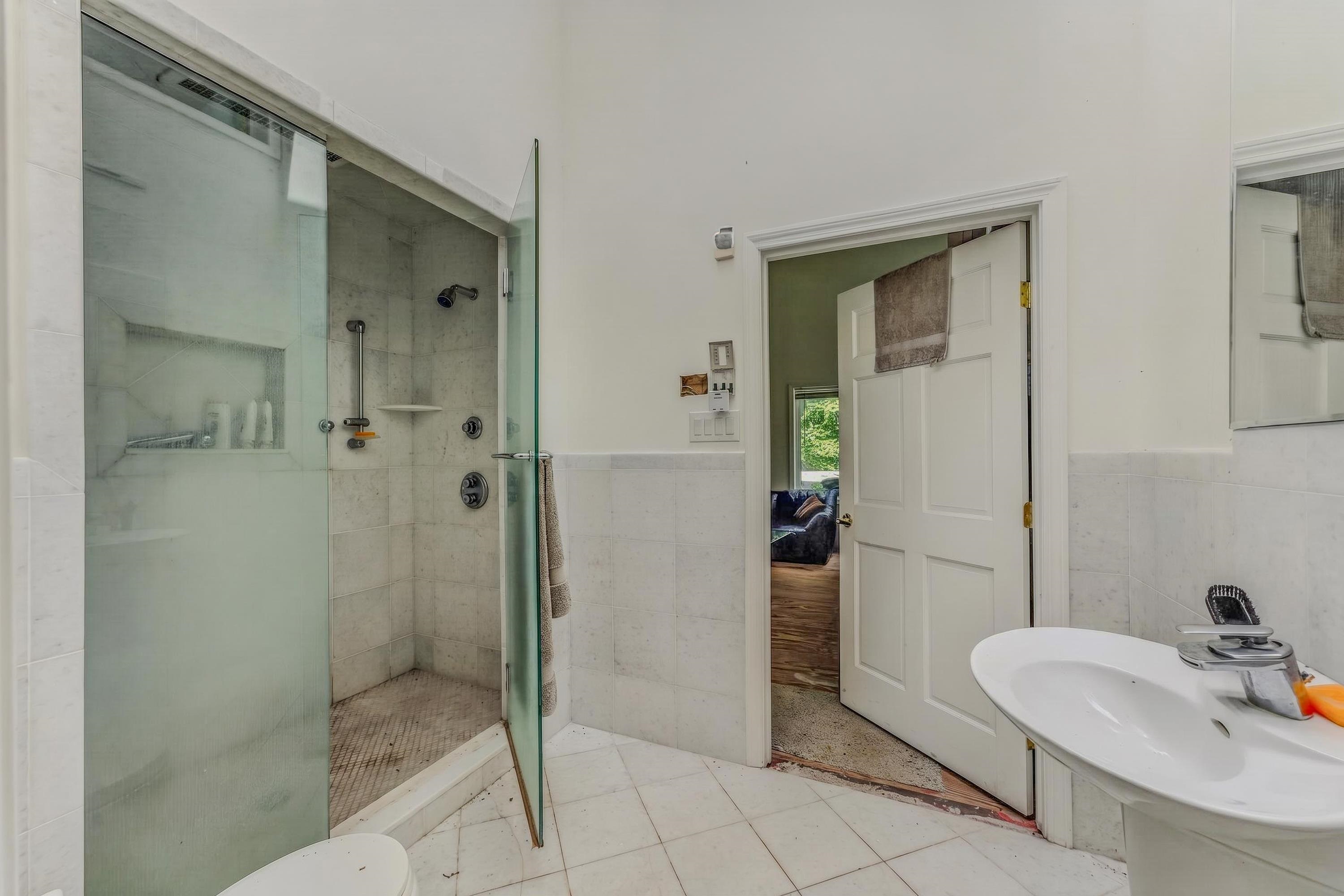 105 Beaver Pond Rd, Lyman, NH 03585