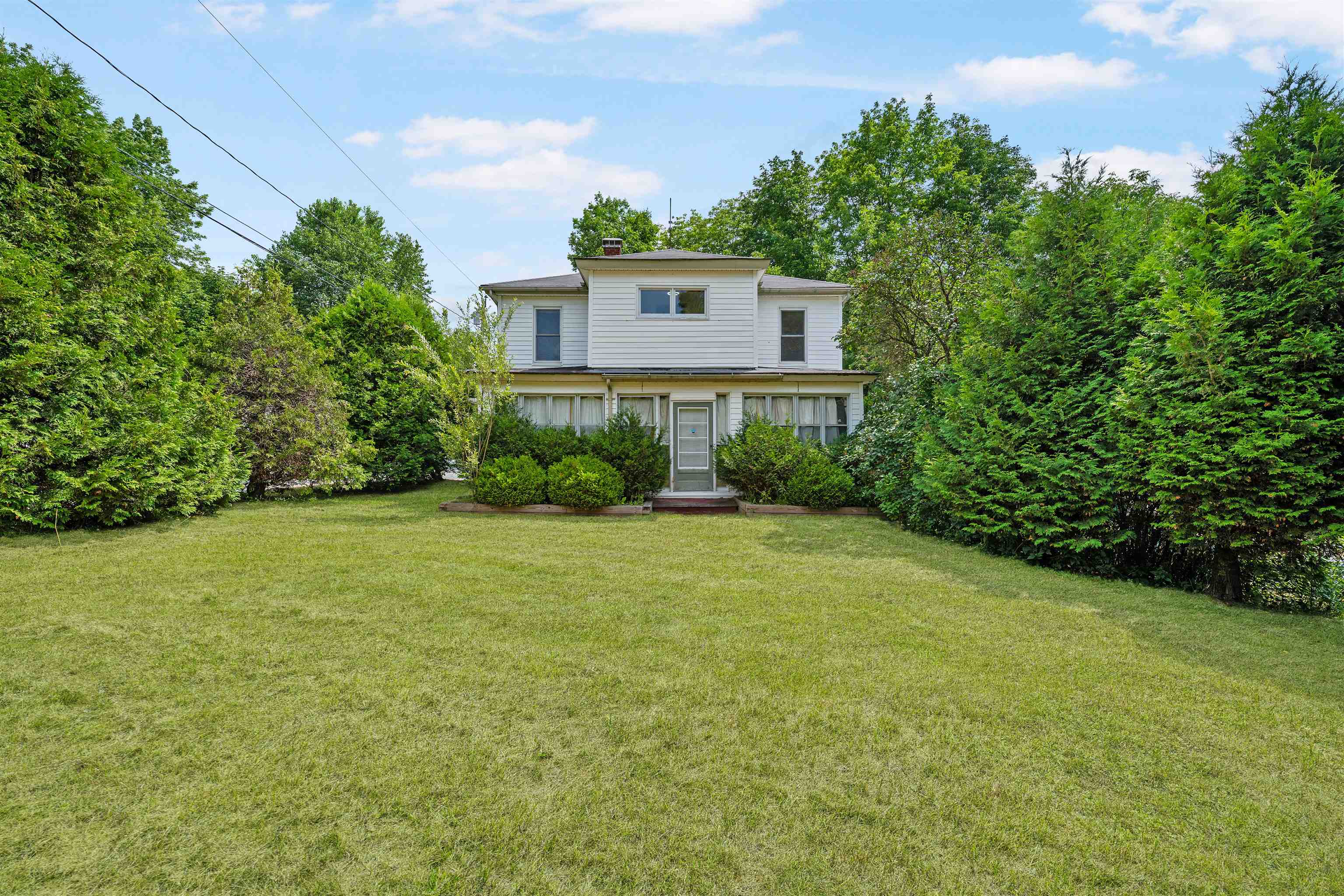 27 Hillside Ave, Northumberland, NH 03582