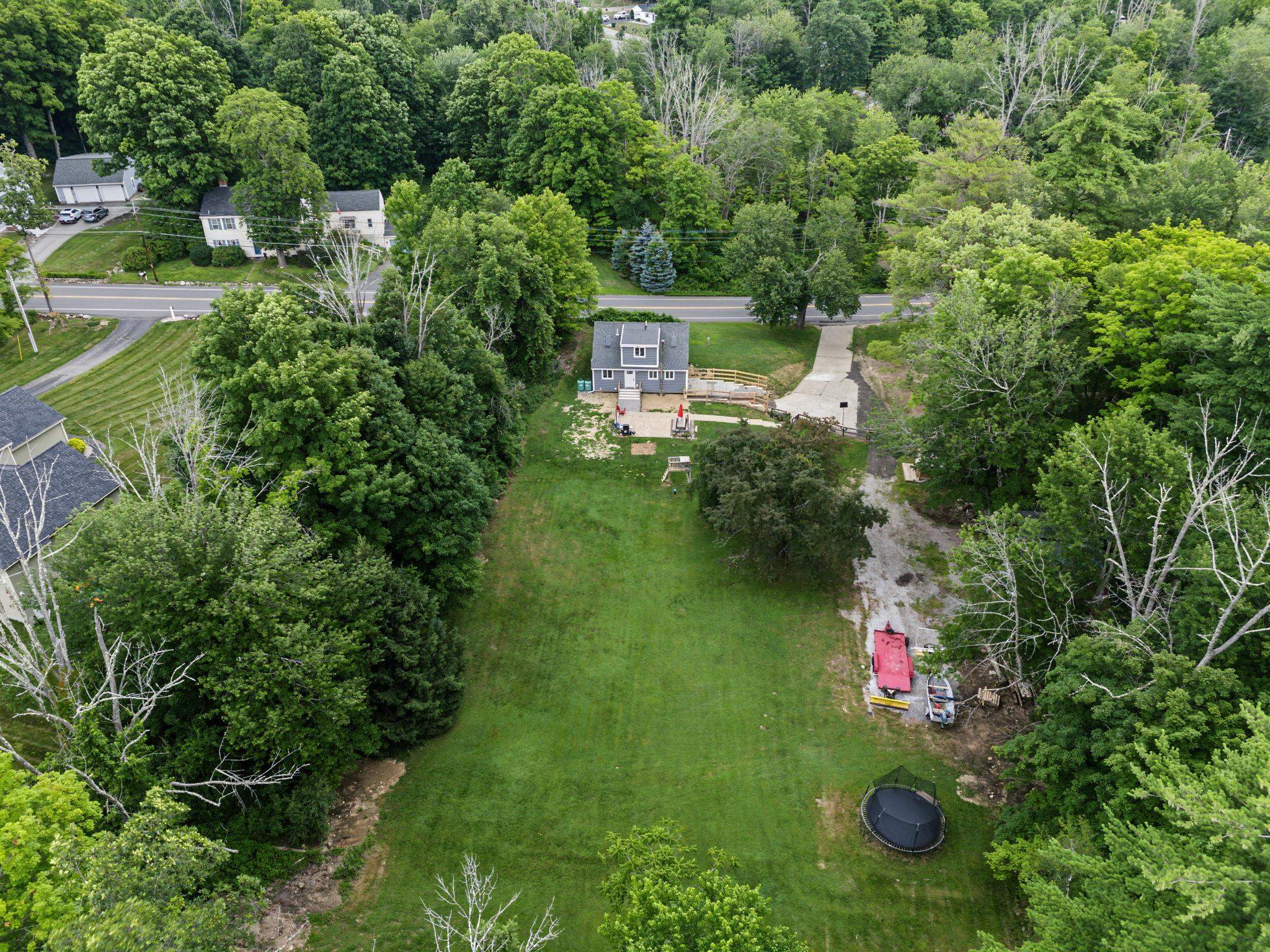 10 Academy Ave, Atkinson, NH 03811