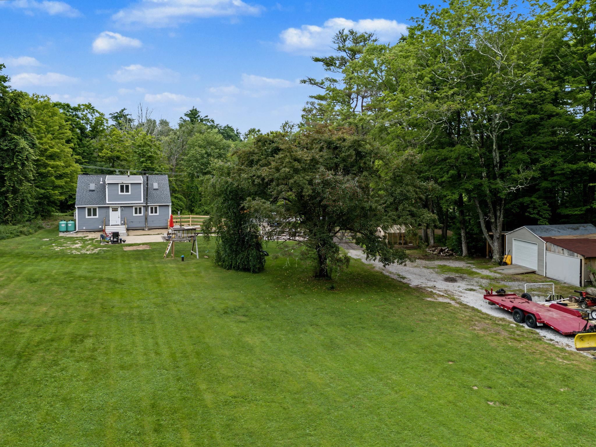 10 Academy Ave, Atkinson, NH 03811