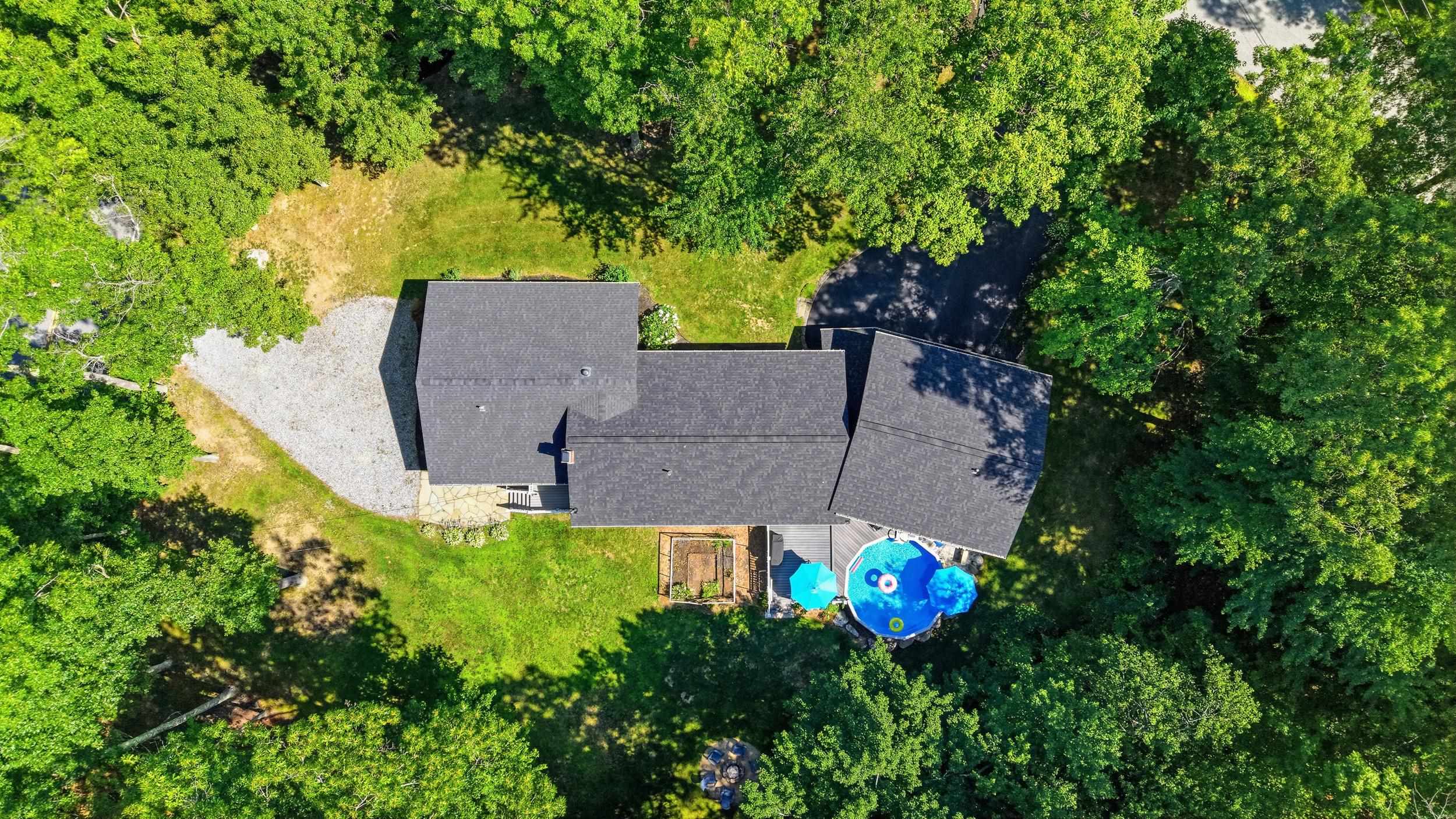1 Rock Forest Dr, Hooksett, NH 03106