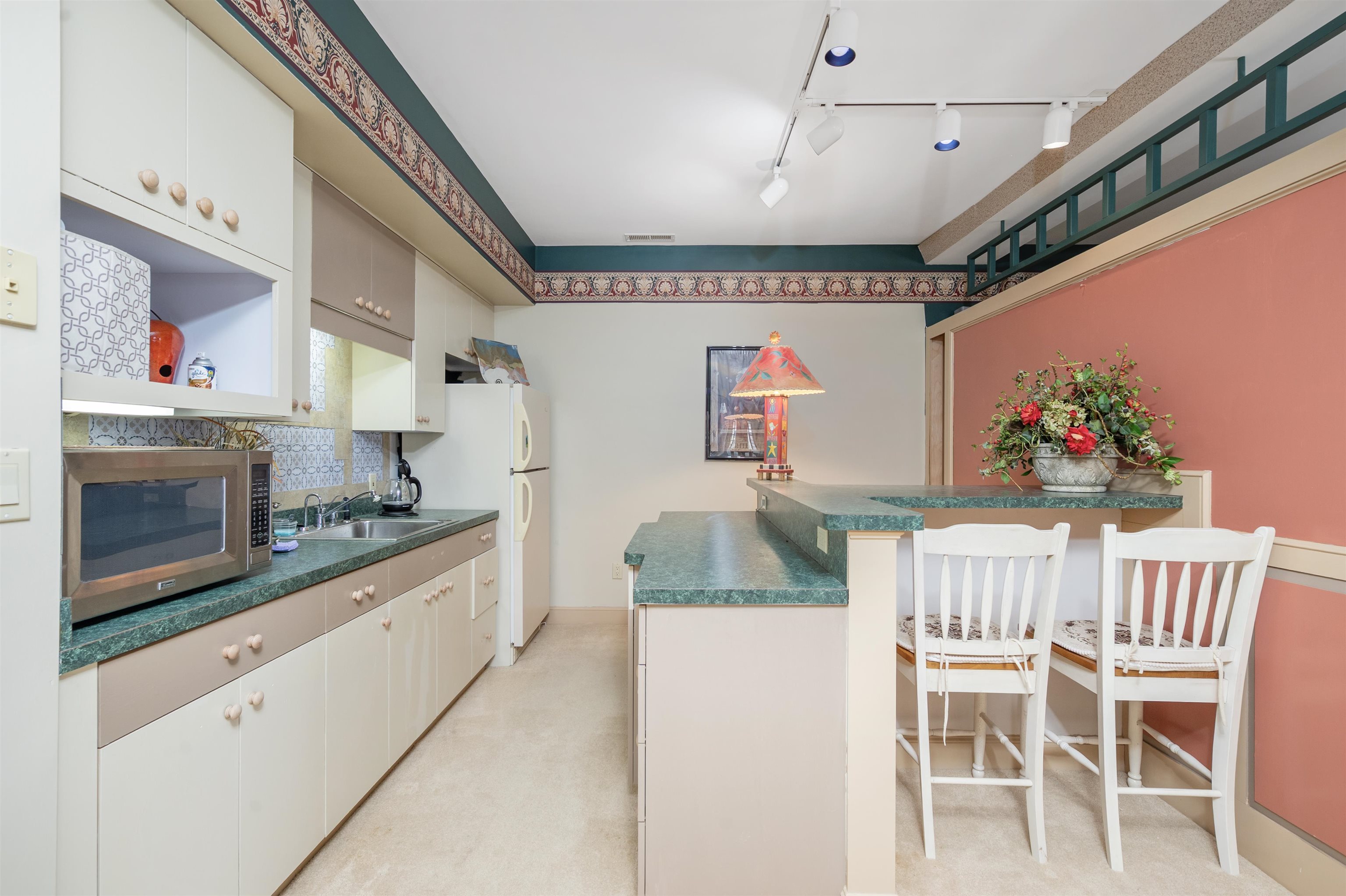 Lower level wet bar