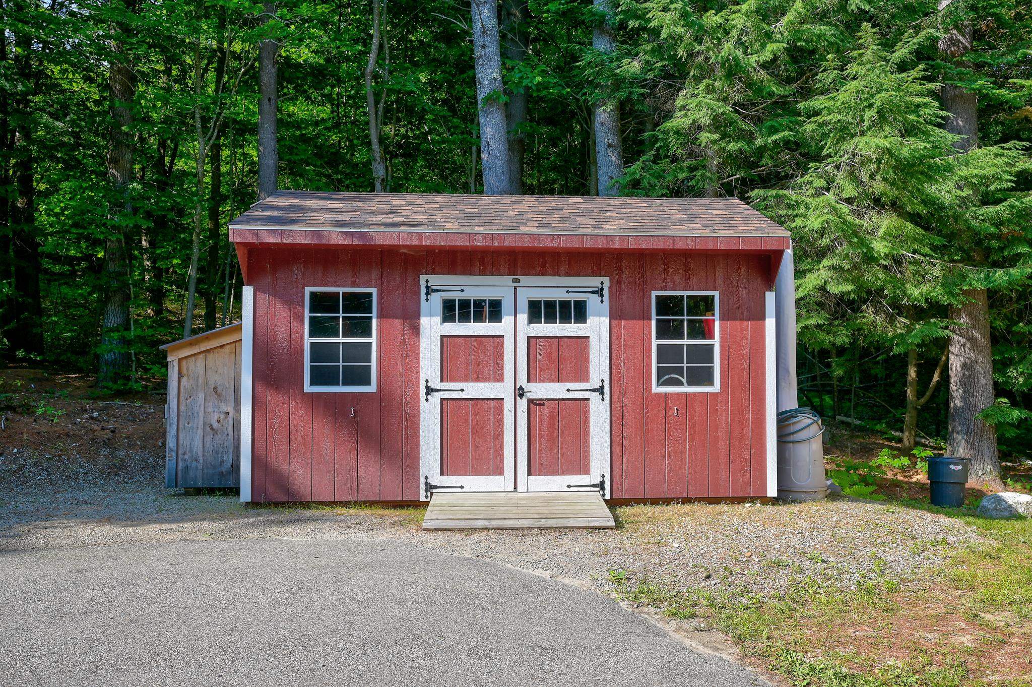 65 Garmish Rd, Conway, NH 03818