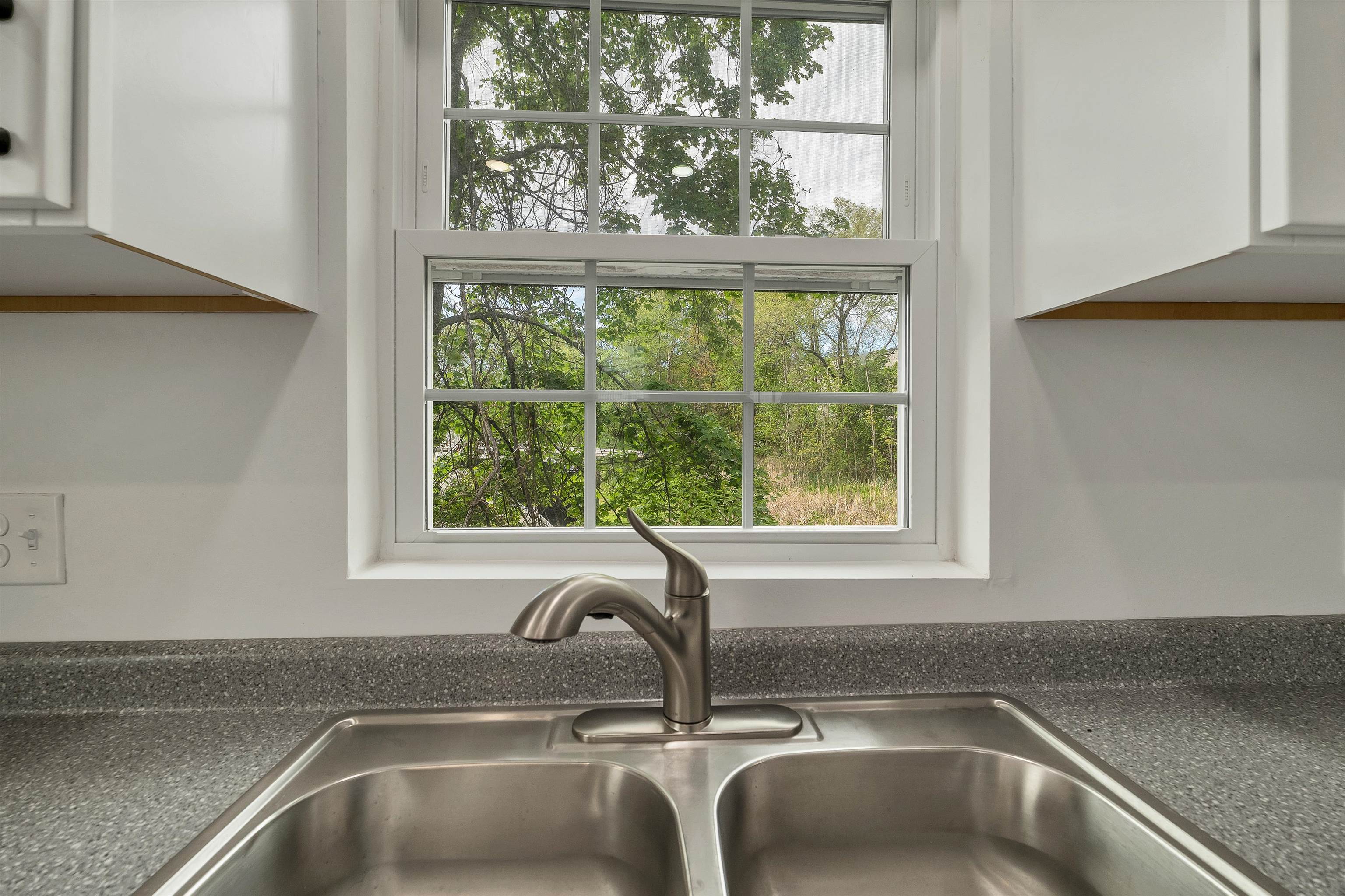 20 Wallace Ct, Laconia, NH 03246