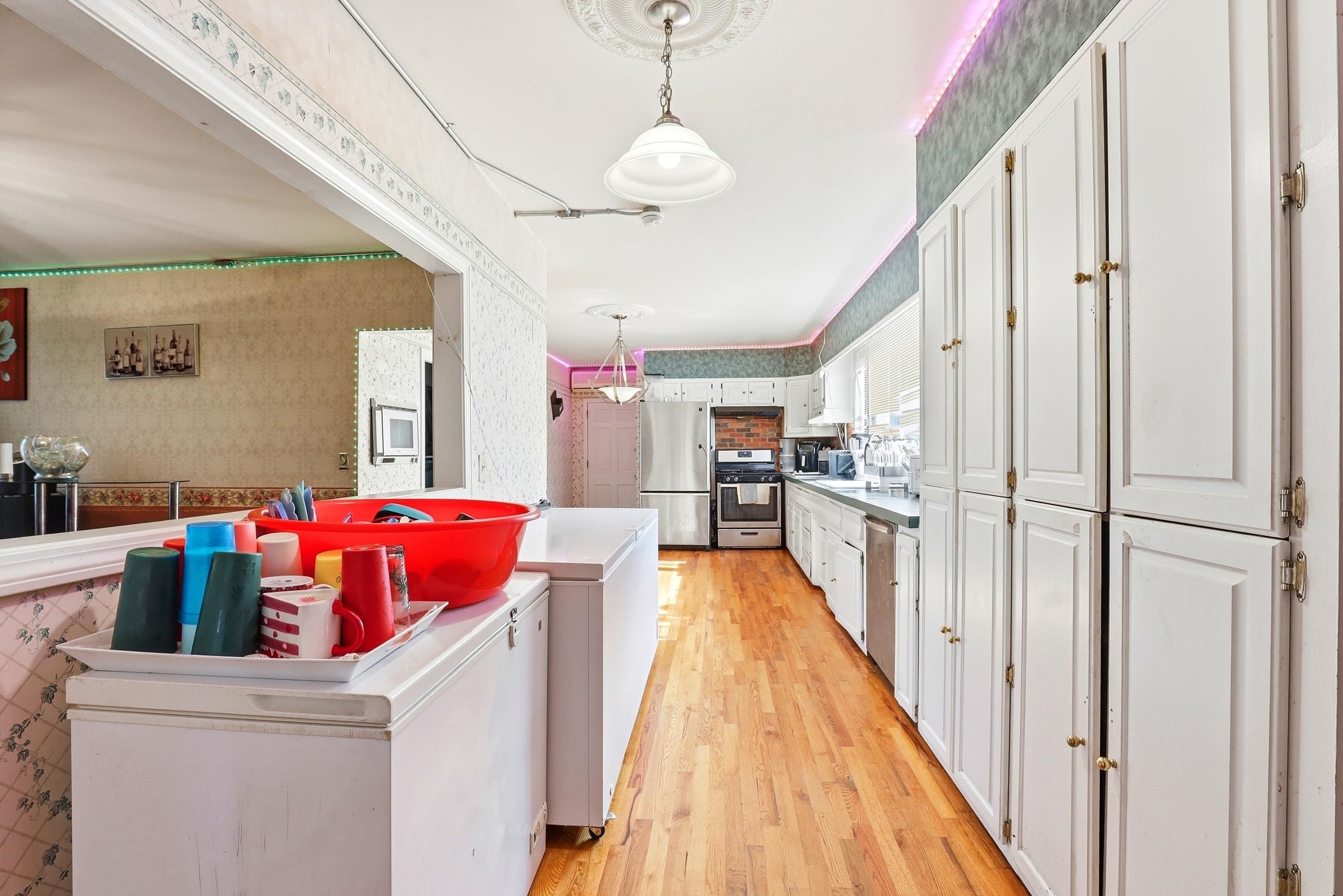 514 Hanover St, Manchester, NH 03104