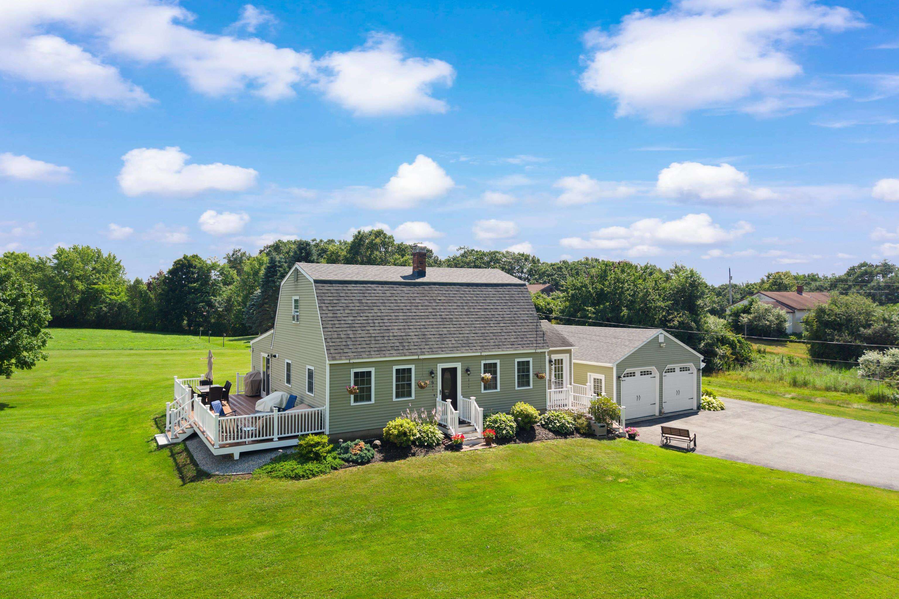72 Hidden Ln, Northfield, NH 03276