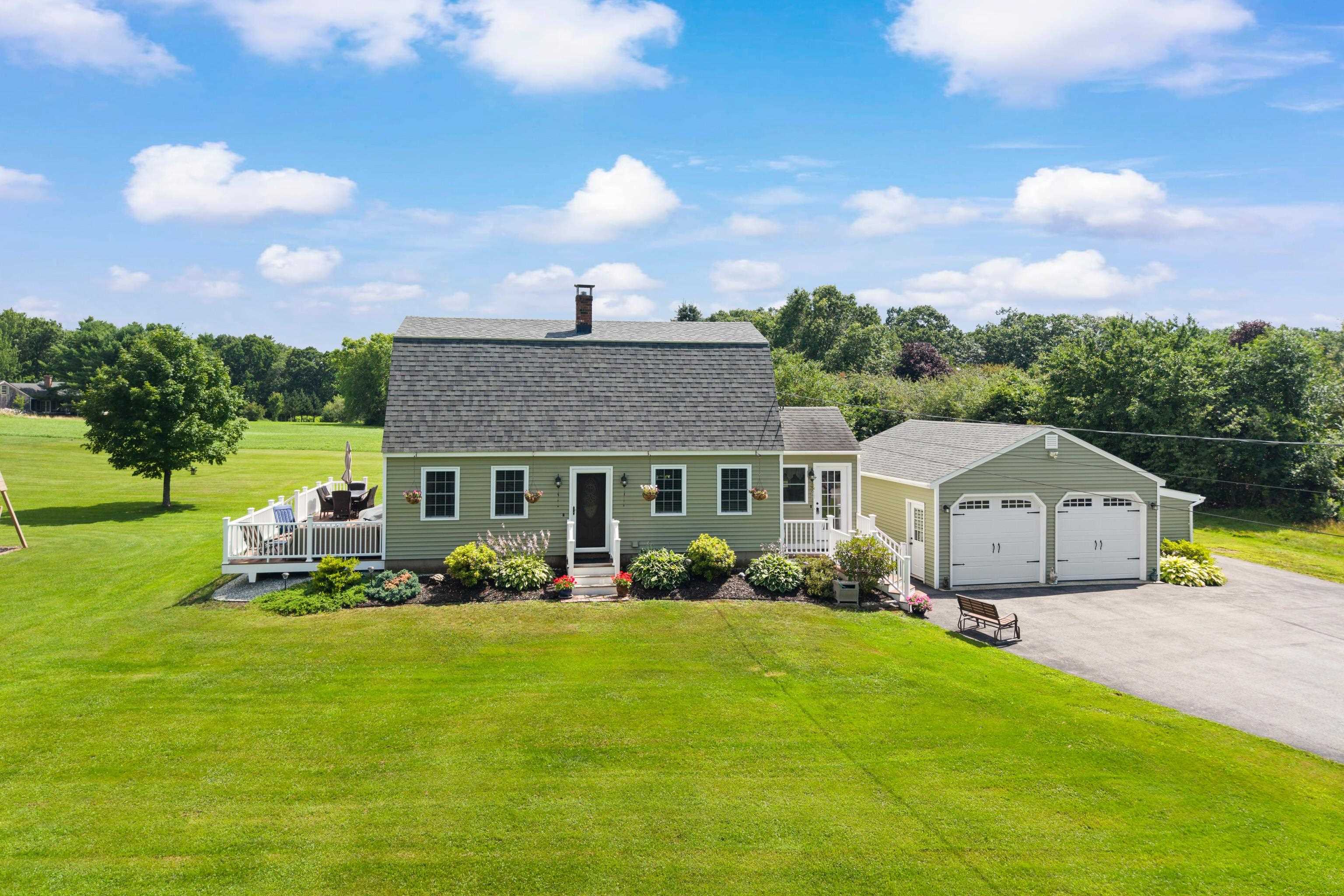 72 Hidden Ln, Northfield, NH 03276