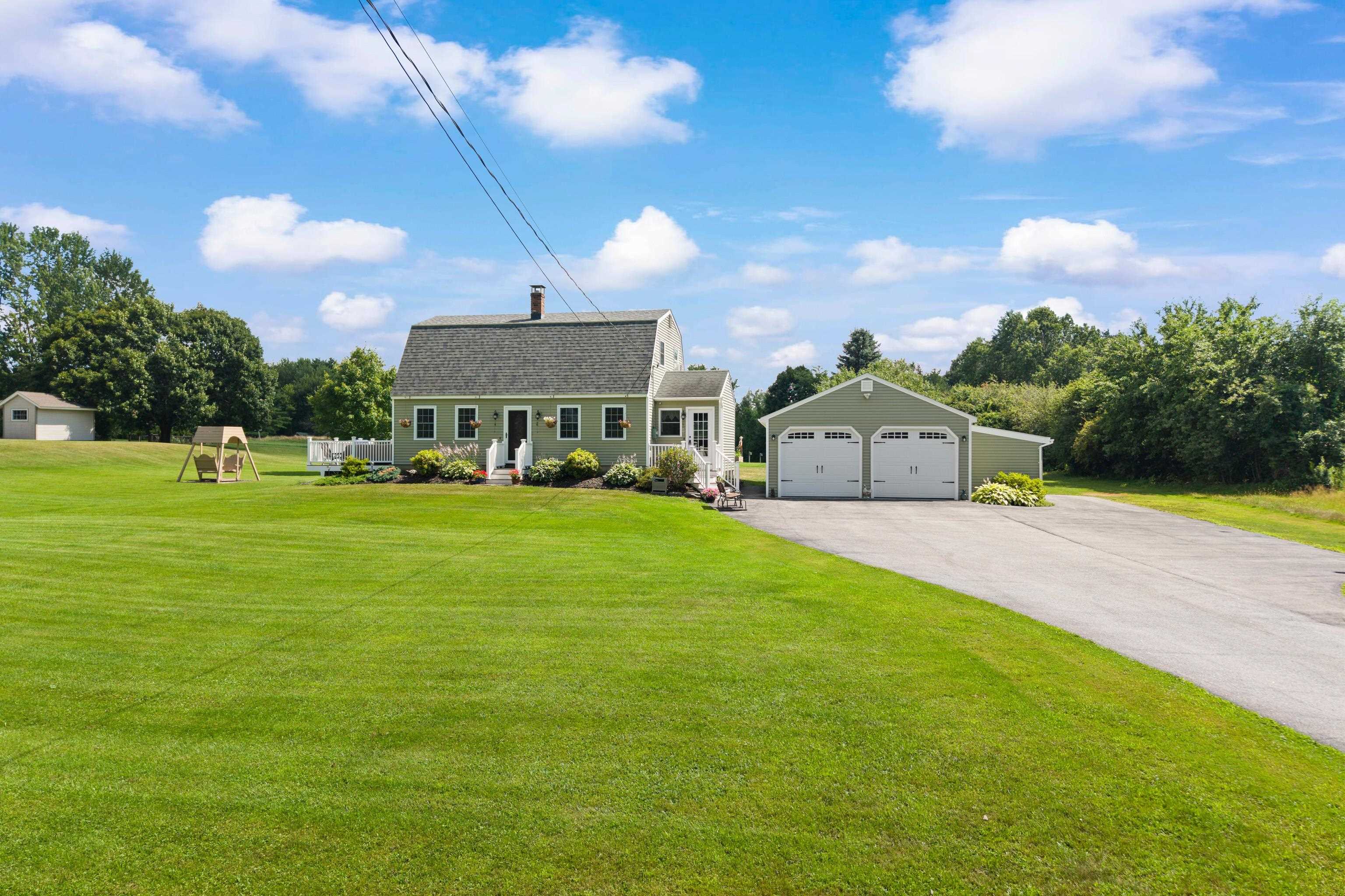 72 Hidden Ln, Northfield, NH 03276