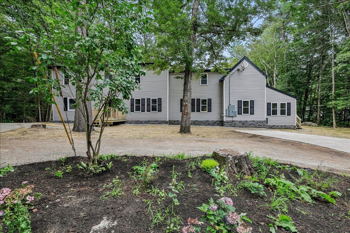1305 Old Hillsboro Rd, Henniker, NH 03242
