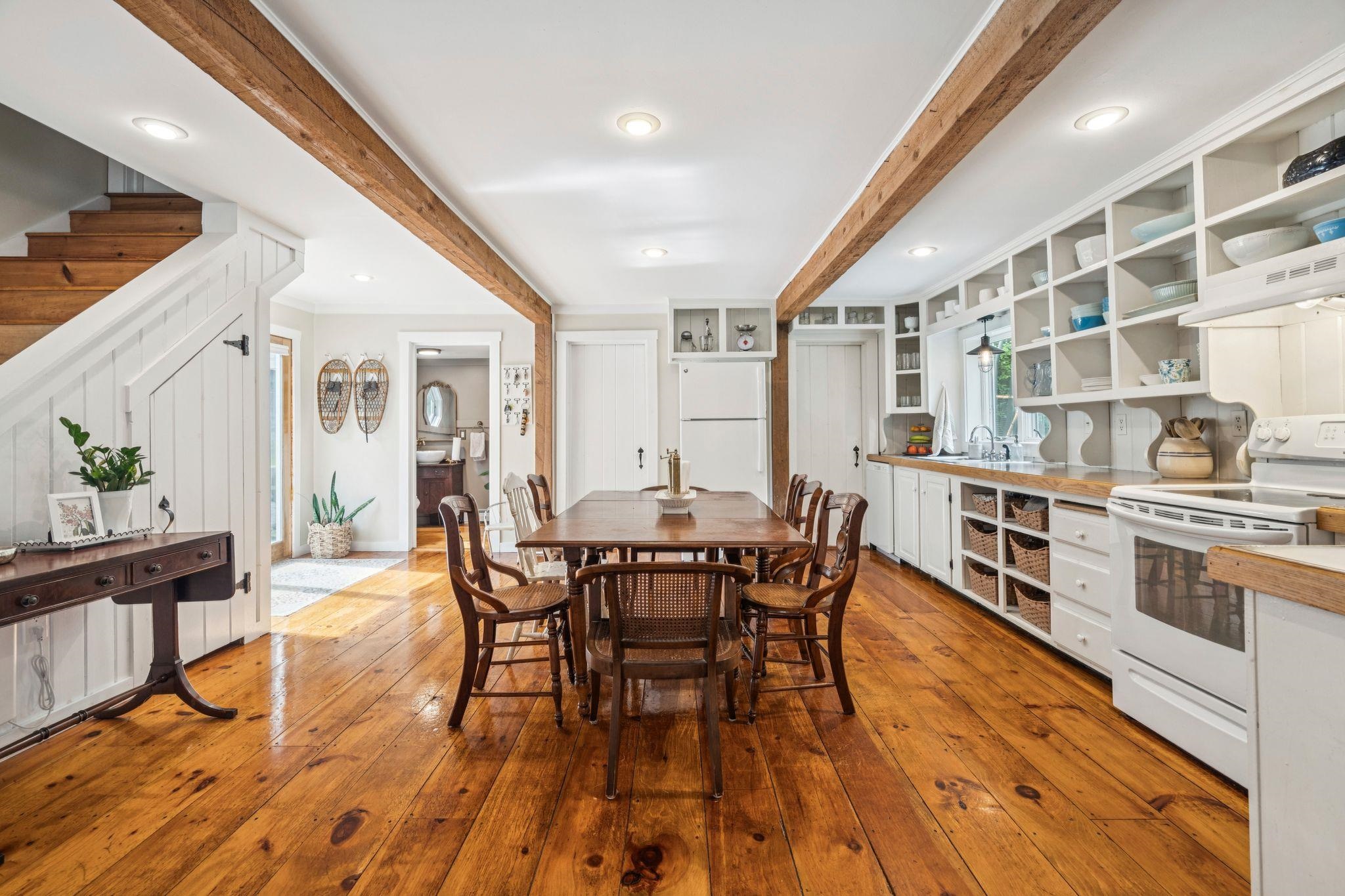 Spacious kitchen