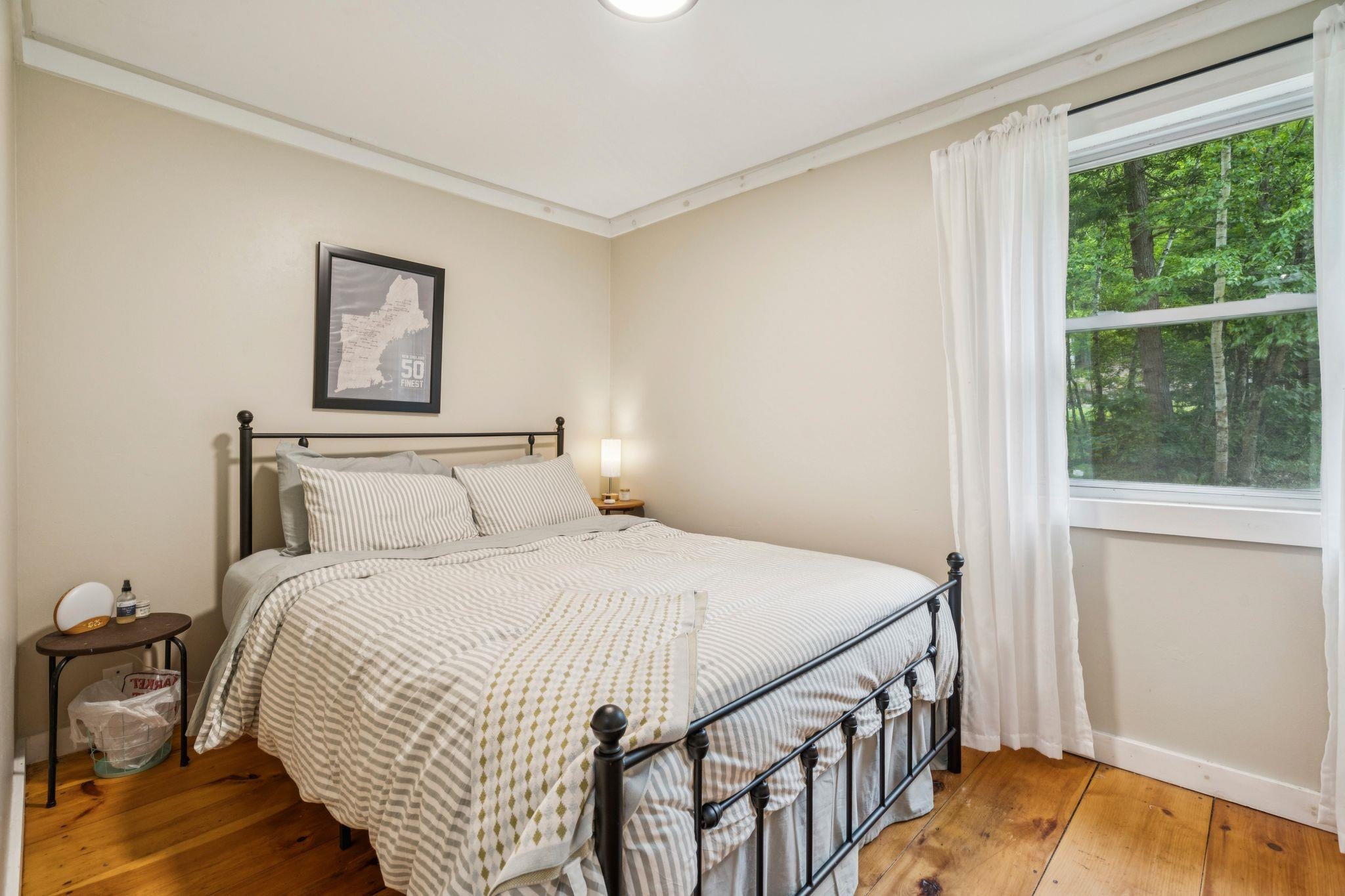 82 Fairgrounds Rd, Bradford, NH 03221