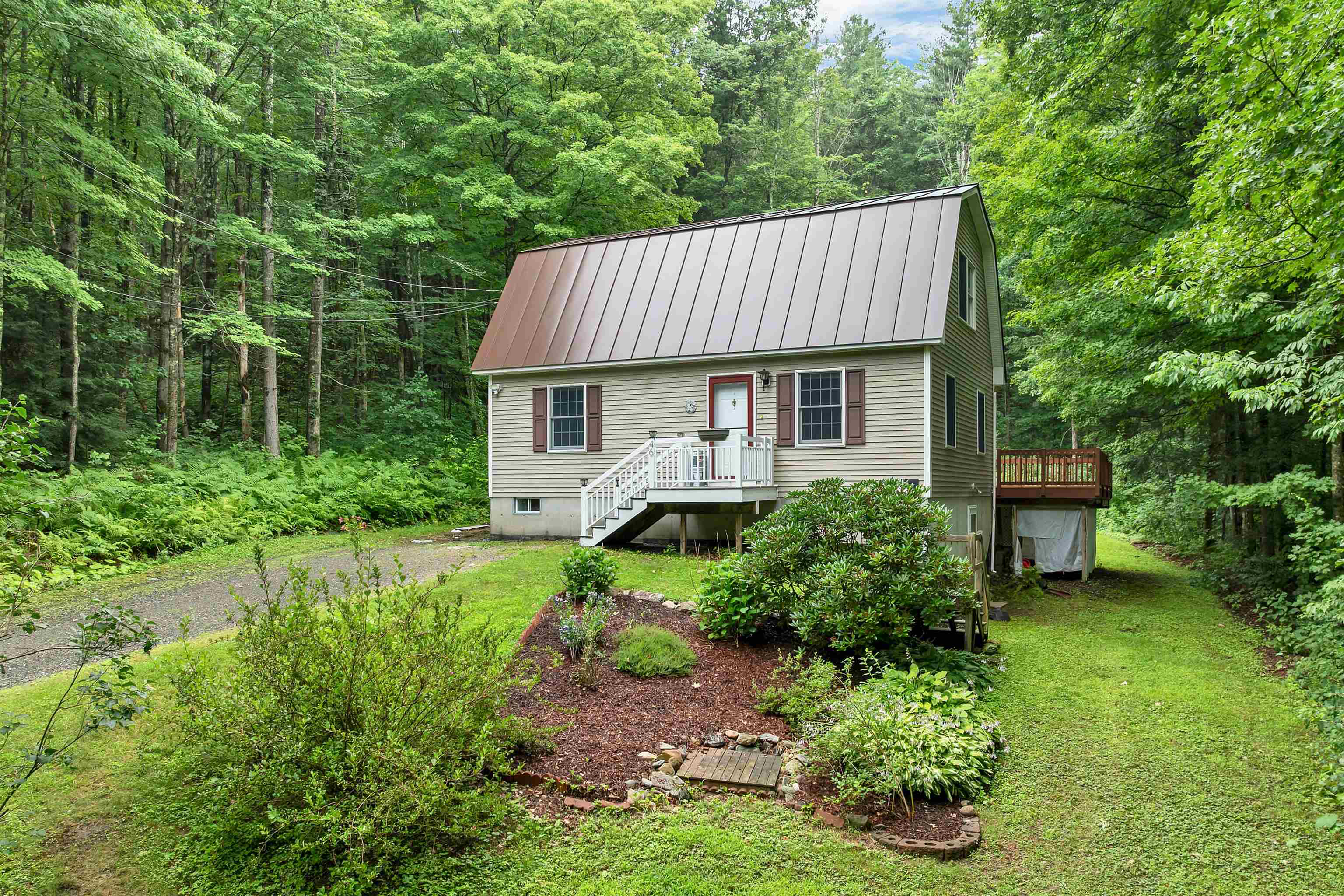 46 Sargent Hill Rd, Chesterfield, NH 03466