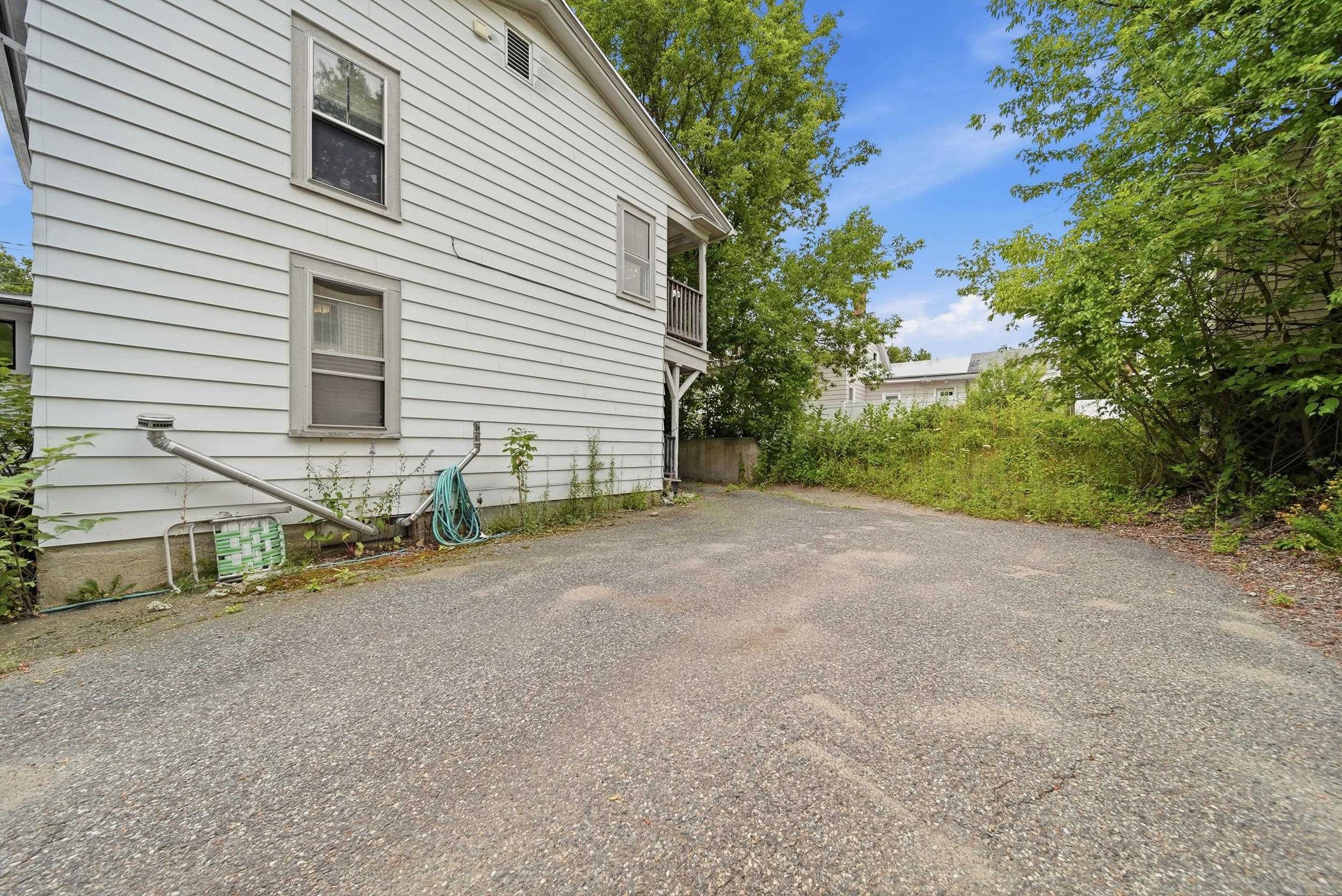48 New York St, Dover, NH 03820