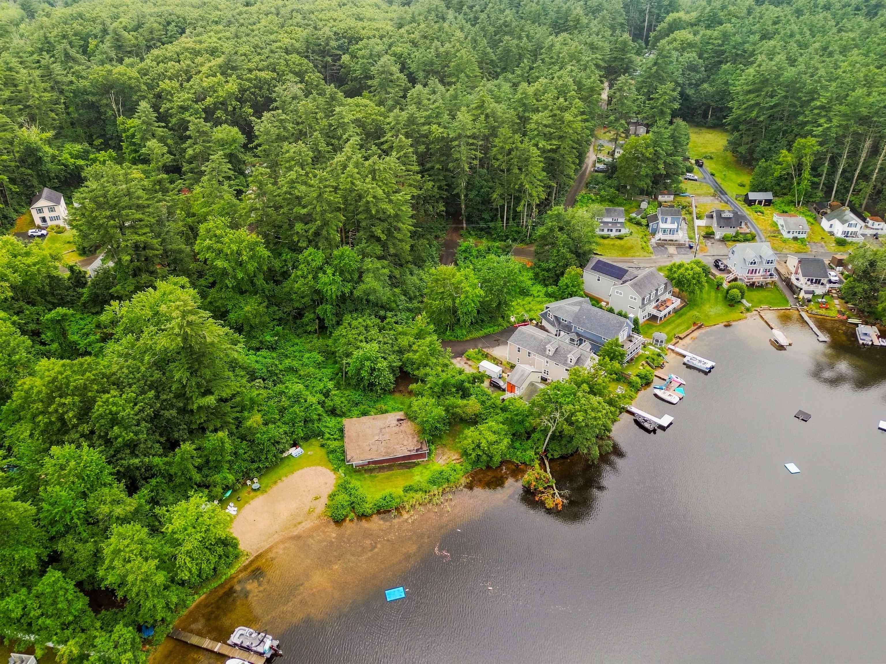 13 Charlestown Pl, Derry, NH 03038