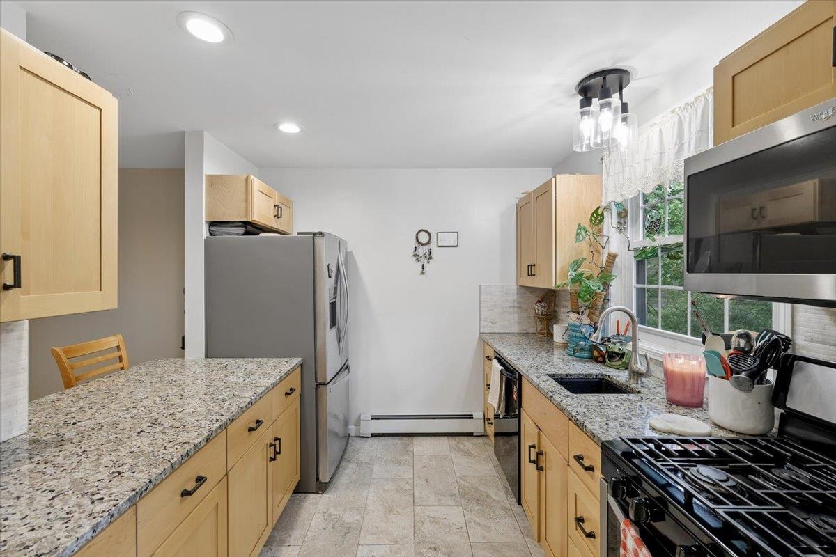 1465 Hooksett Rd #108, Hooksett, NH 03106