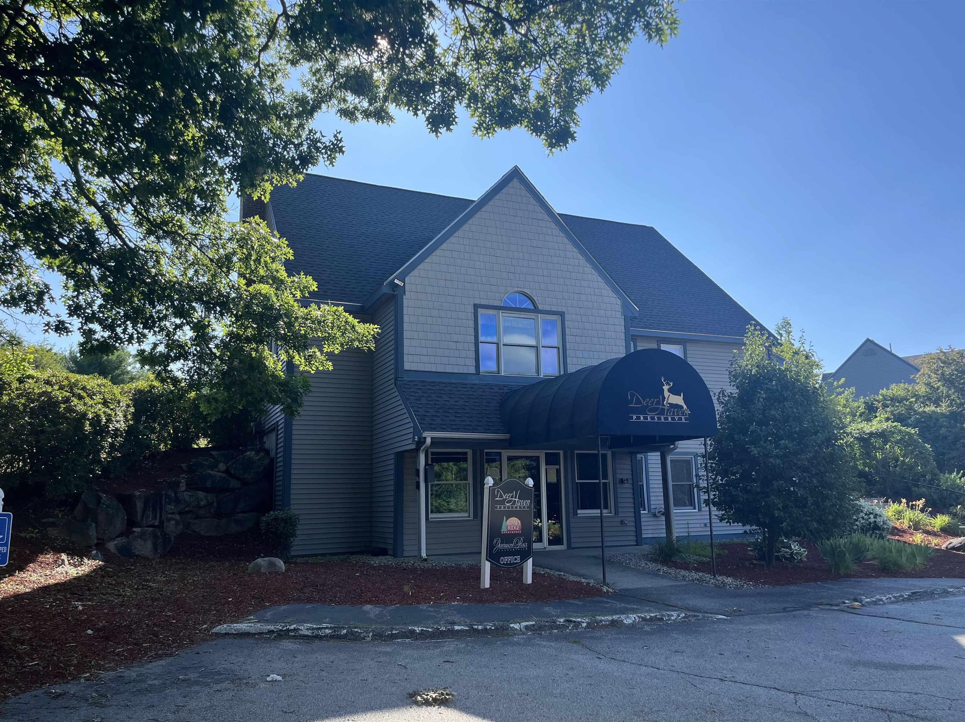 108 Eastern Ave #201, Manchester, NH 03104