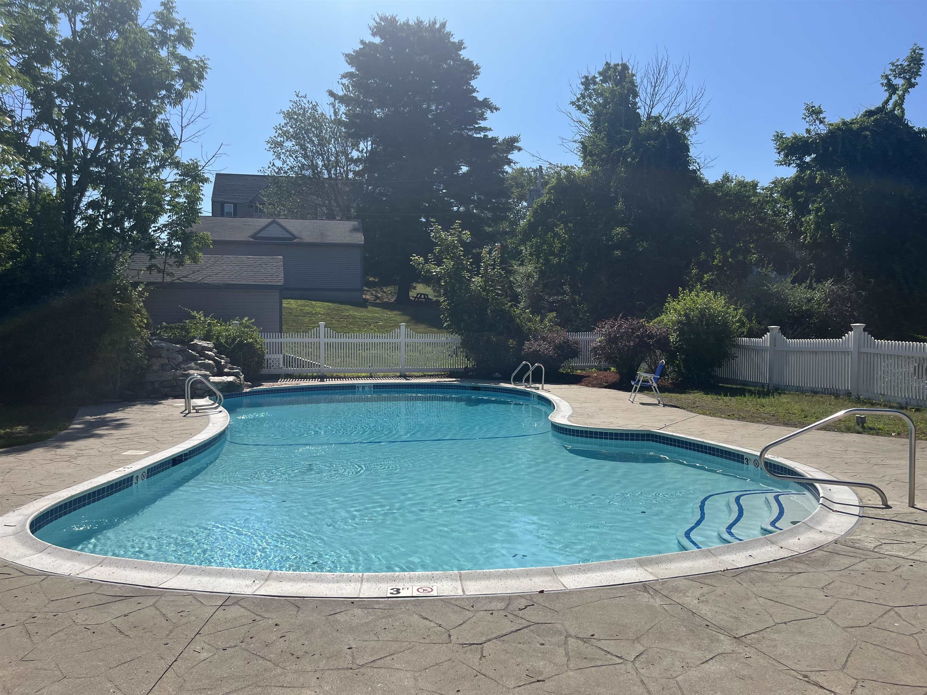 108 Eastern Ave #201, Manchester, NH 03104