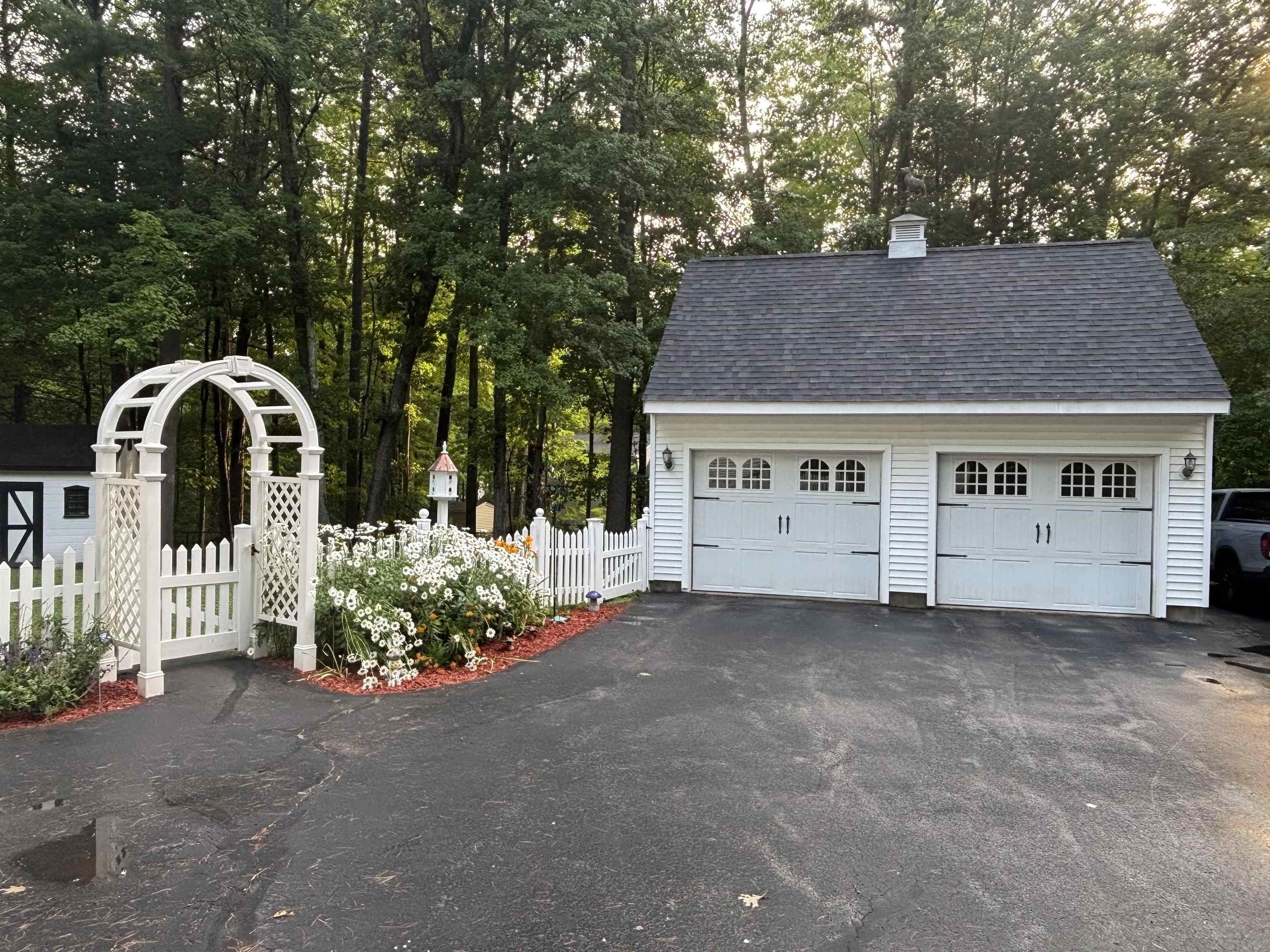 223 Baboosic Lake Rd, Merrimack, NH 03054