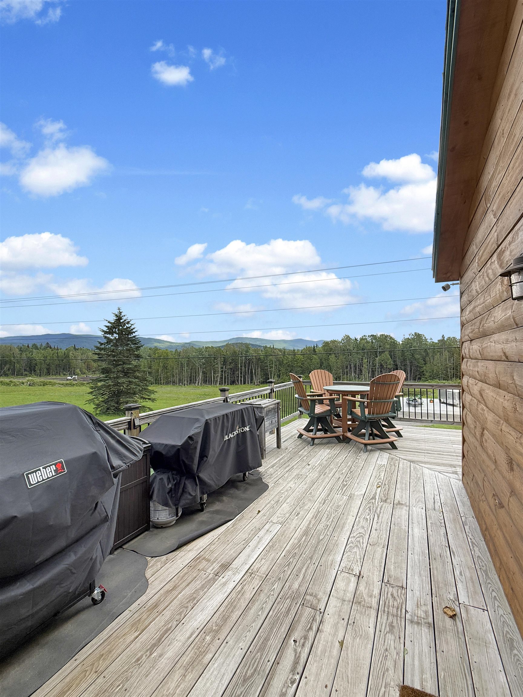 428 E Colebrook Rd, Colebrook, NH 03576