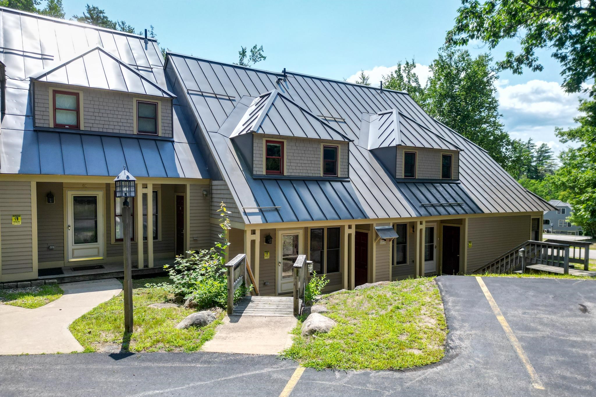 144 Whitaker Ln #62, Conway, NH 03860