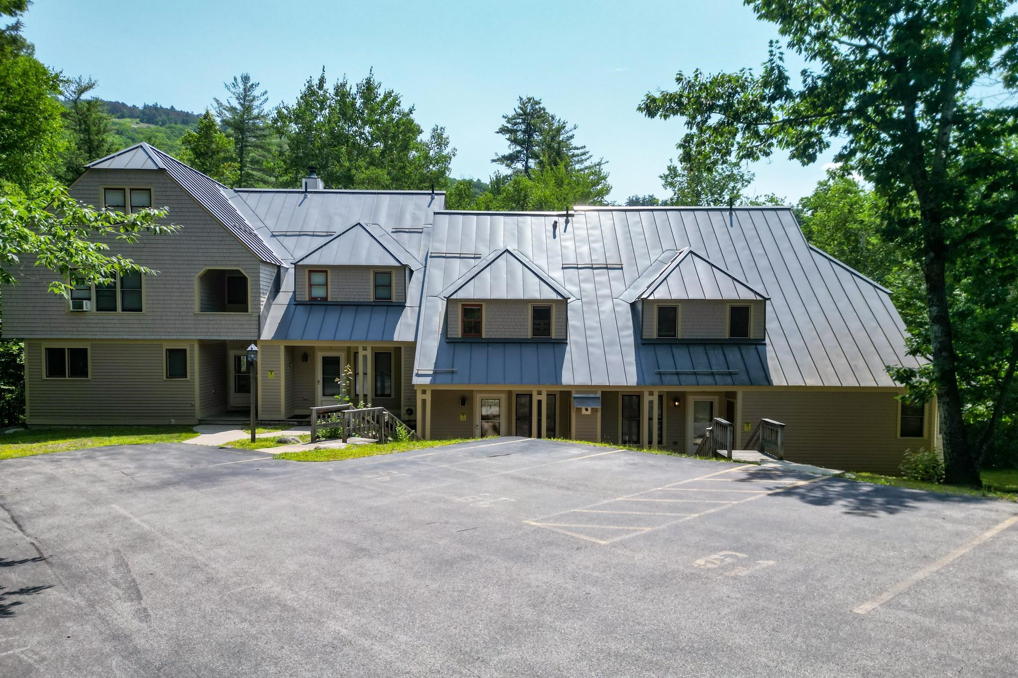 144 Whitaker Ln #62, Conway, NH 03860