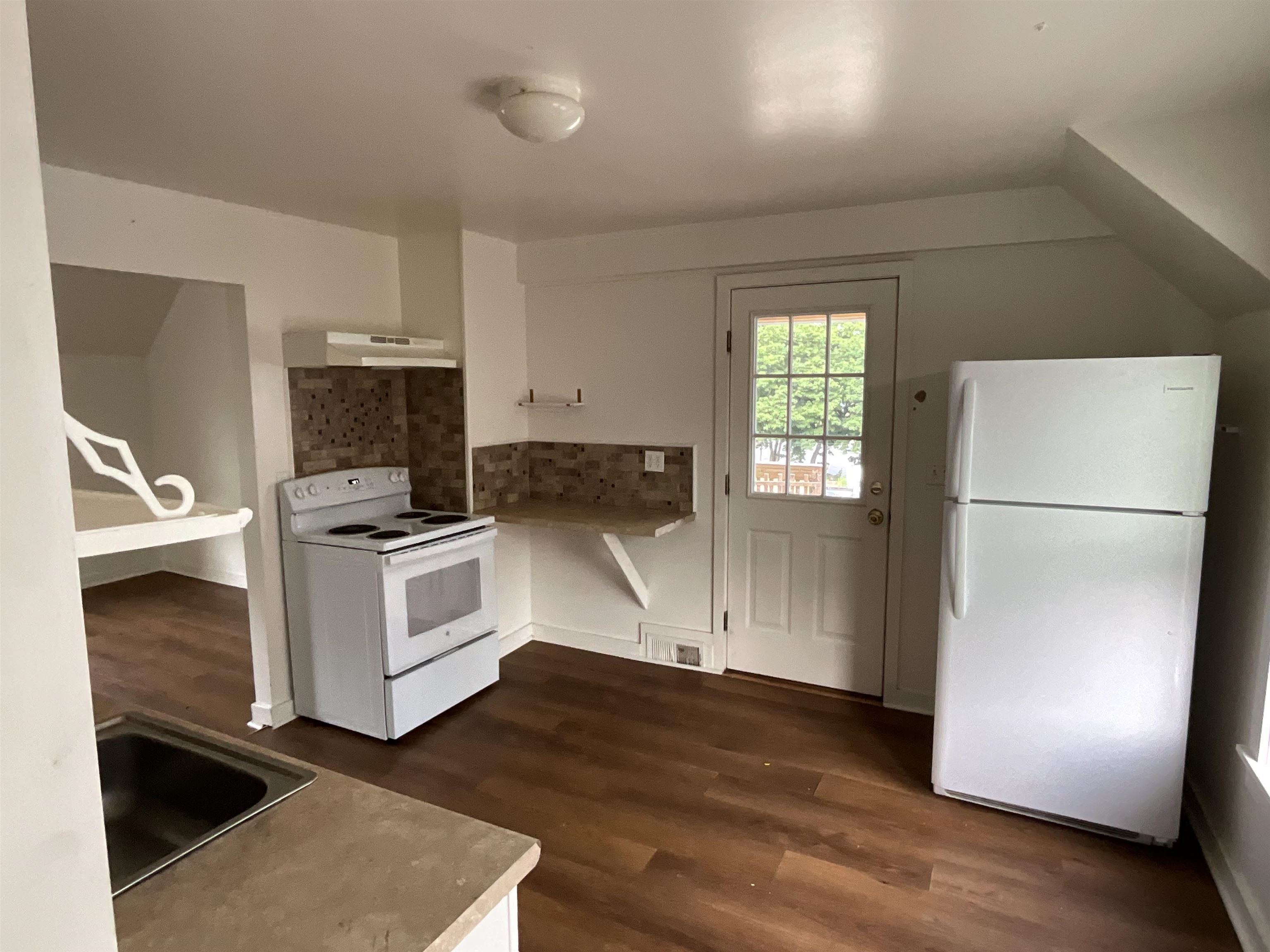57 Washington St, Conway, NH 03818