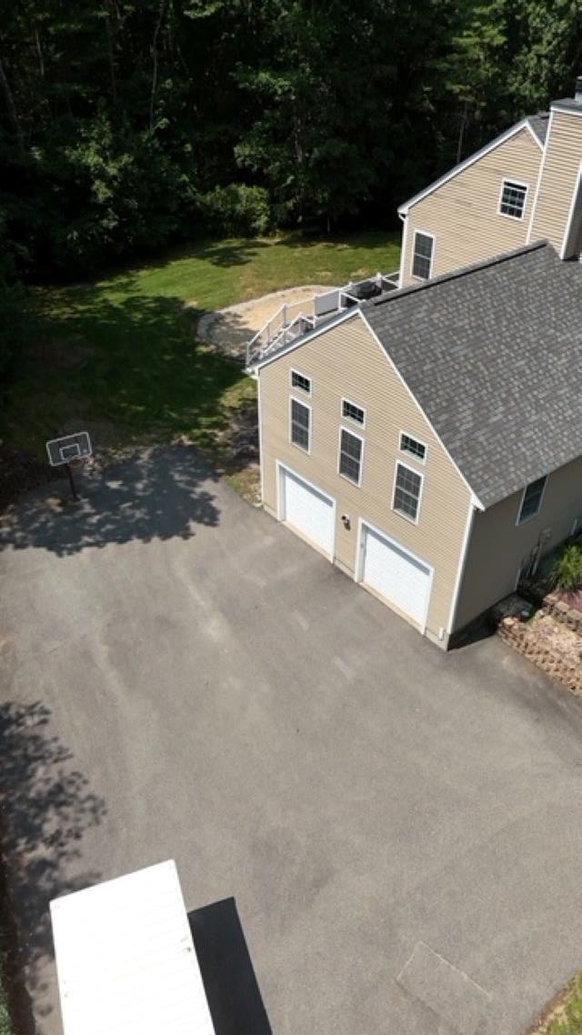 5 Grace Dr, Hudson, NH 03051