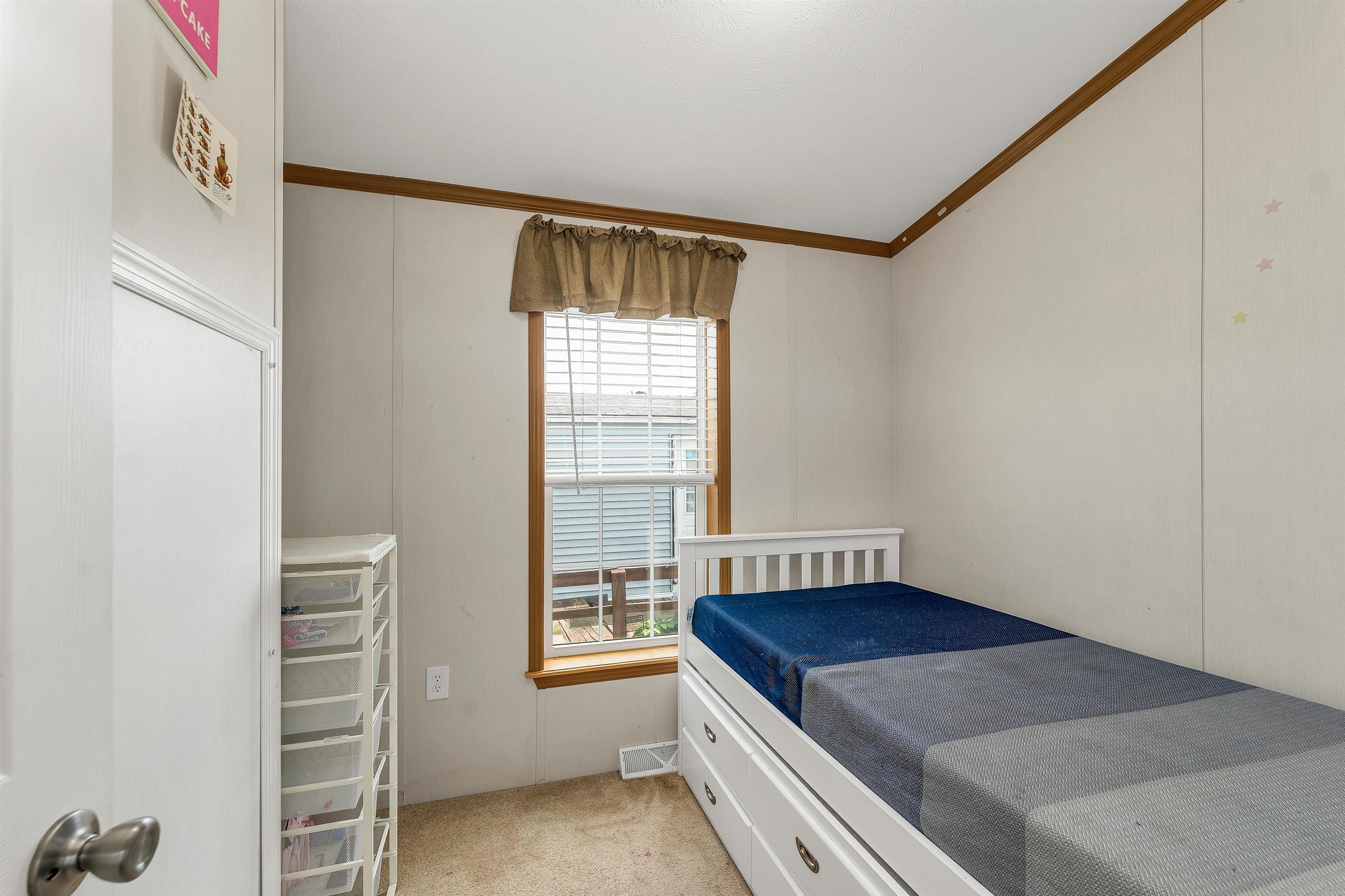 19 Brookwood Dr, Salem, NH 03079