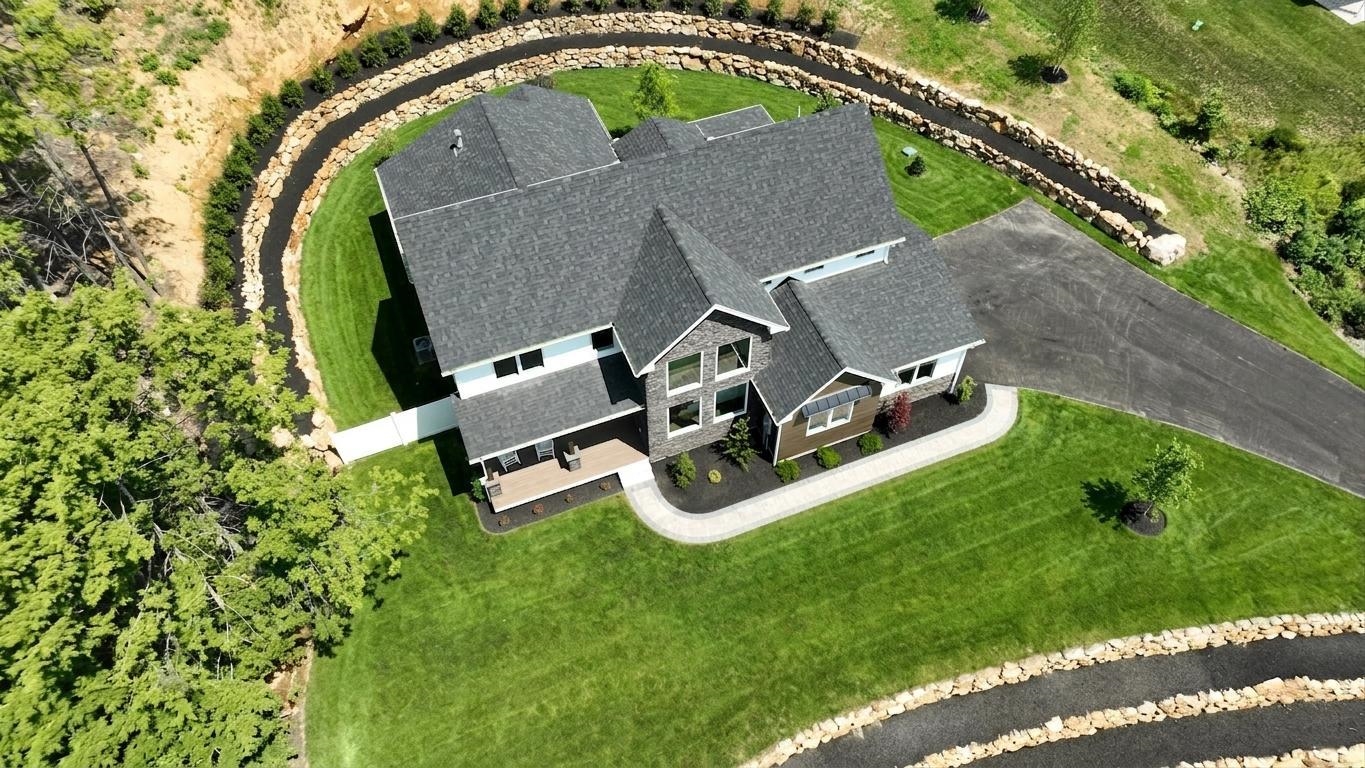 25 Indian Rock Rd, Bedford, NH 03110