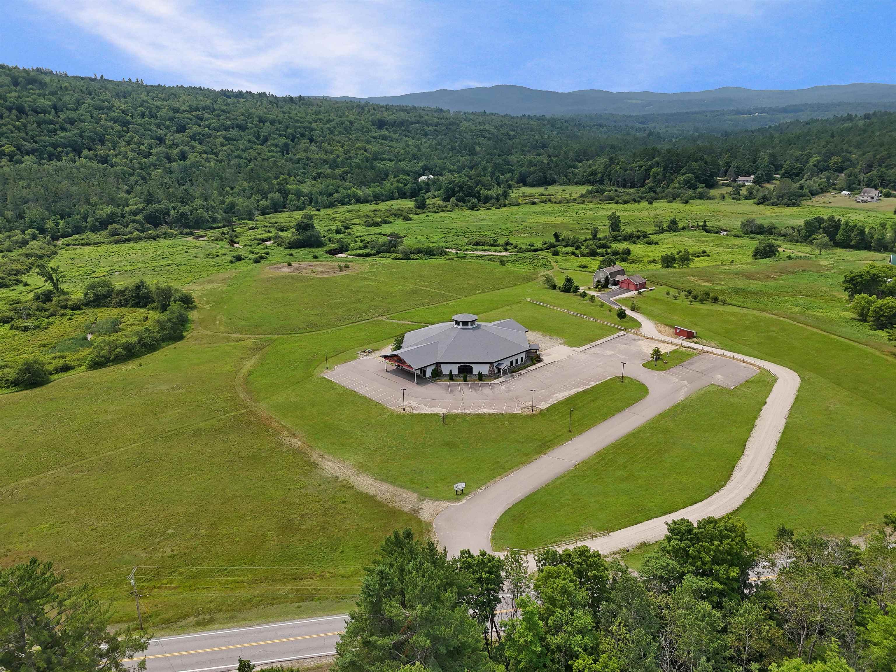 201 Main St, Grafton, NH 03240