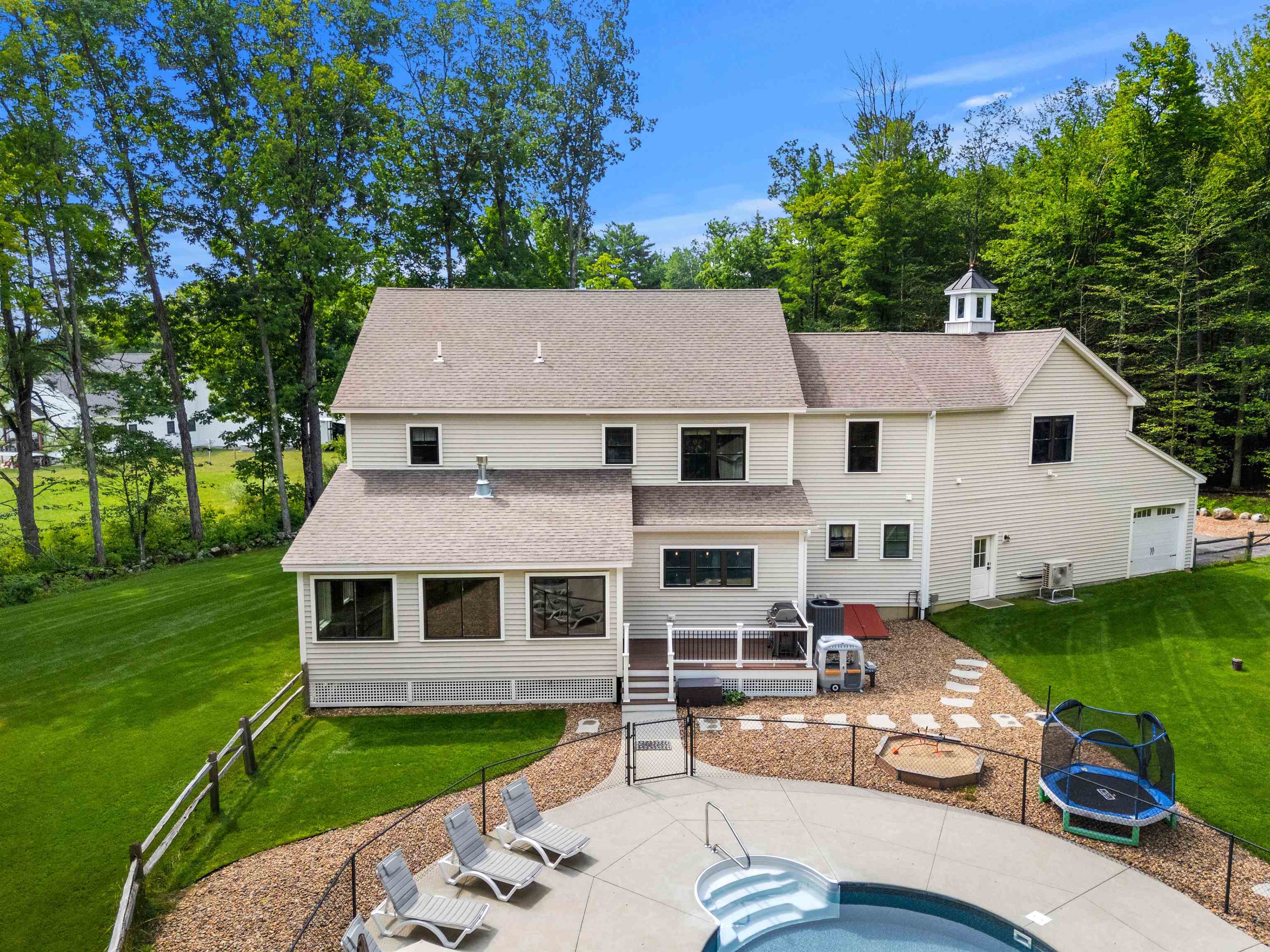 40 Province Rd, Strafford, NH 03884