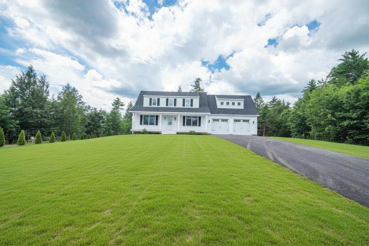 1 Tanya Ln, Brentwood, NH 03833