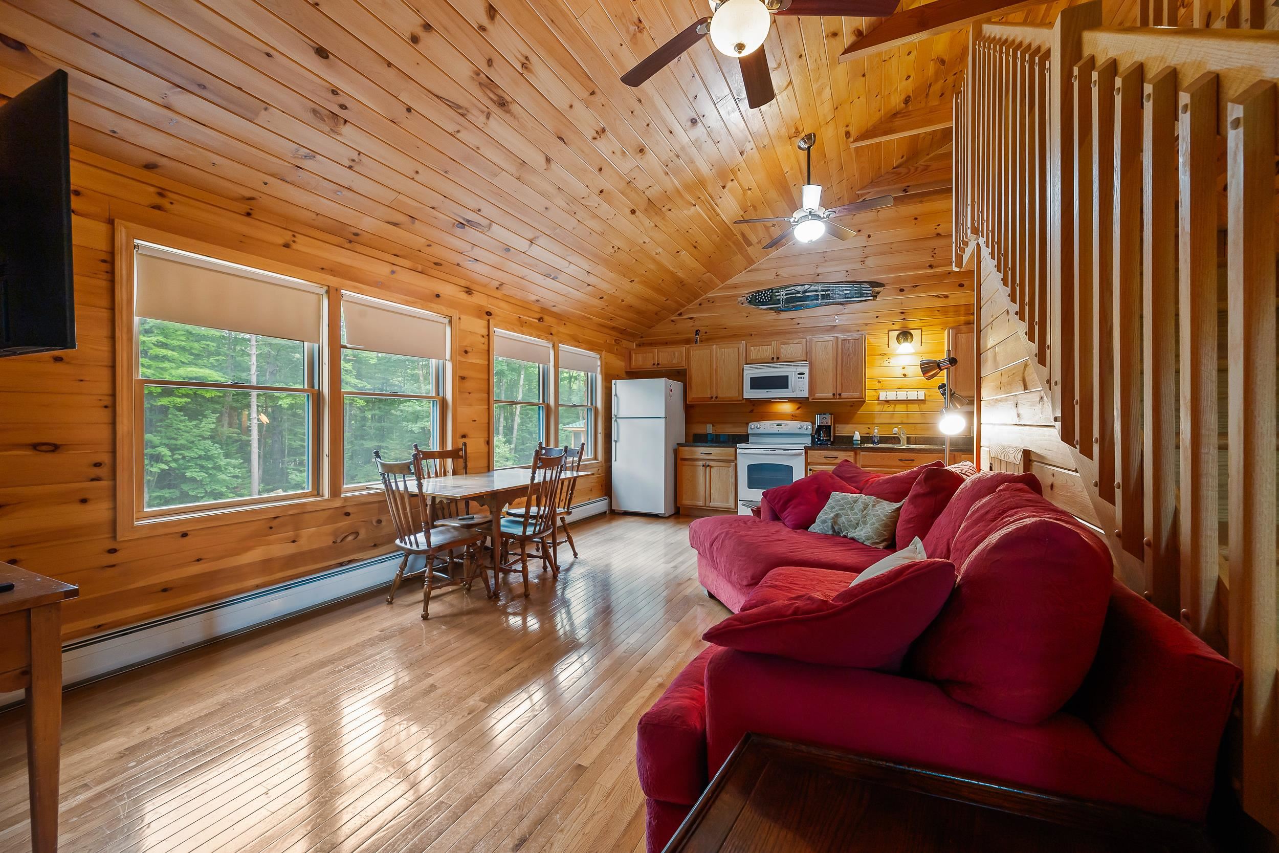 34 Charles Rd, Conway, NH 03813