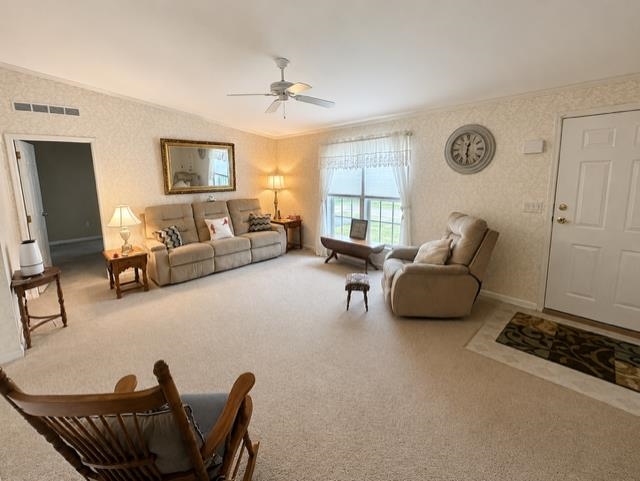 637 Benton Dr, Laconia, NH 03264