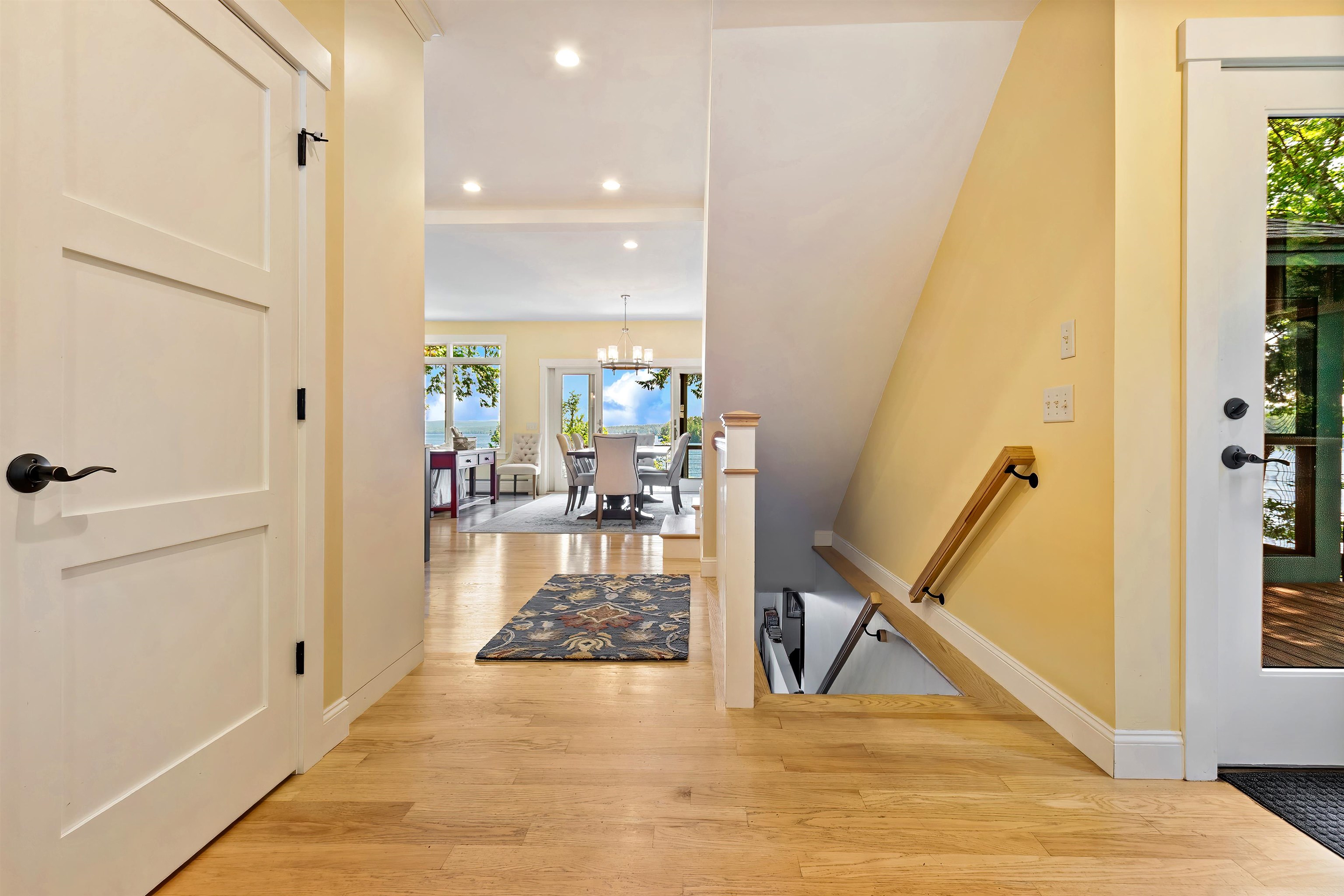 7 Bay Point Ln, Sunapee, NH 03782