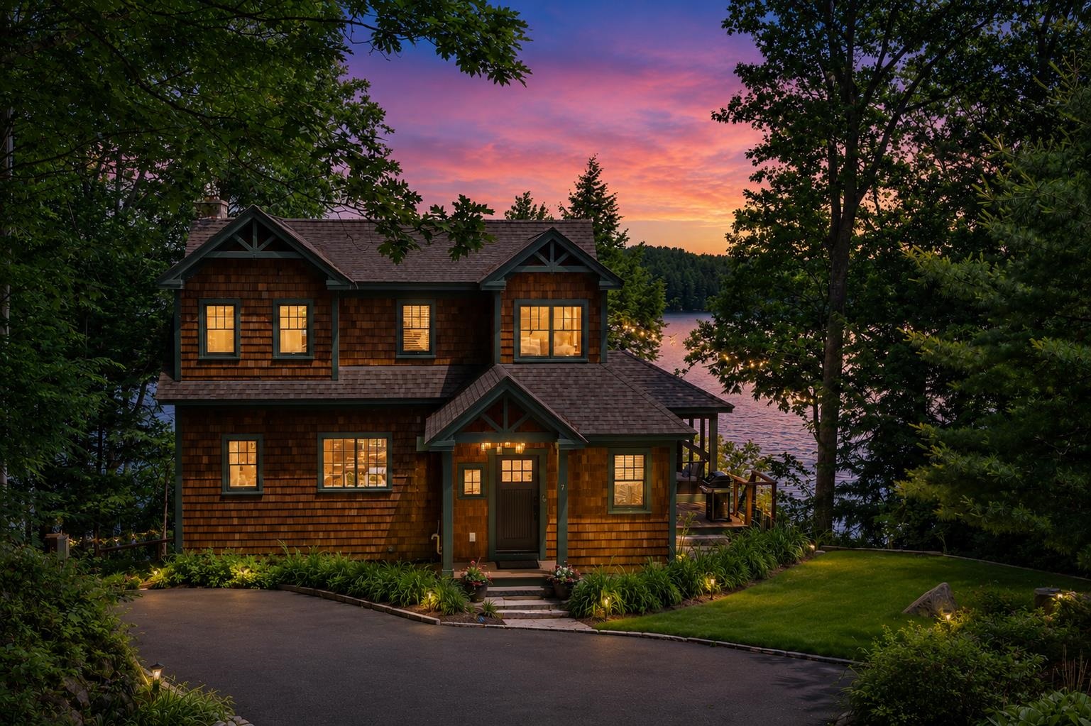 7 Bay Point Ln, Sunapee, NH 03782