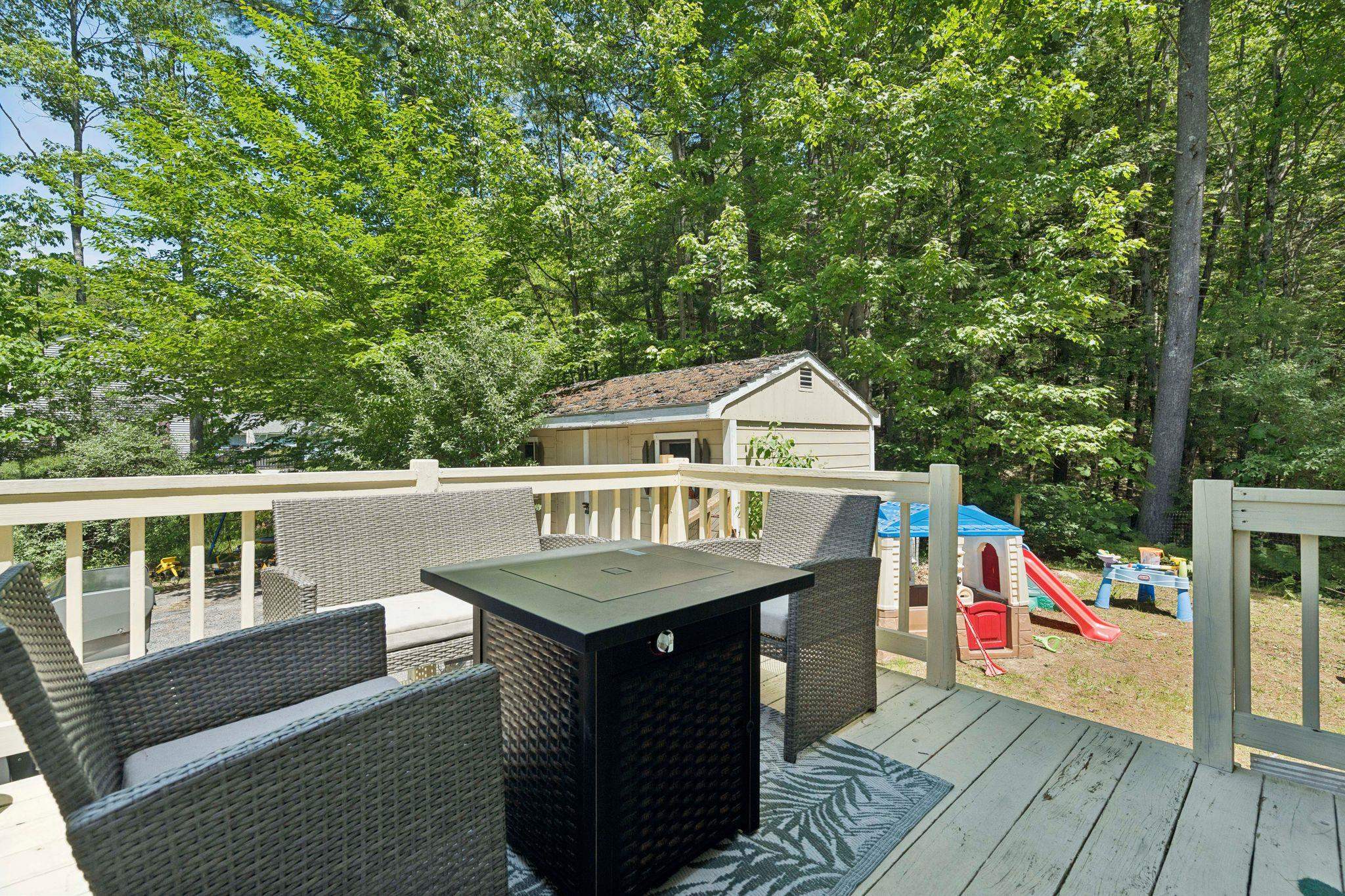 170 Jefferson Dr, Hillsborough, NH 03244