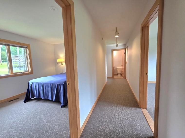 annex bedroom hallway 25818735