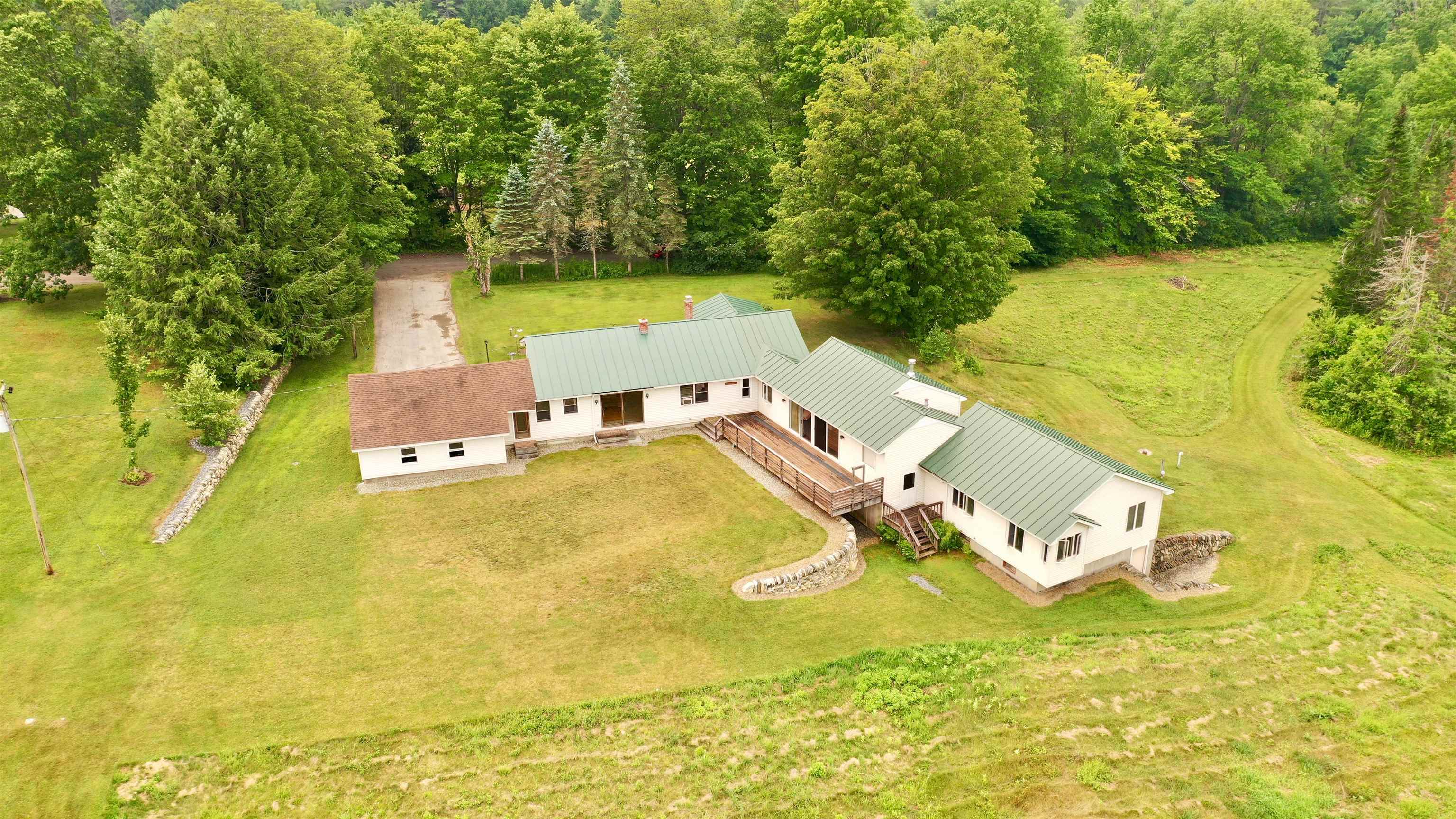 north side of house 25815744