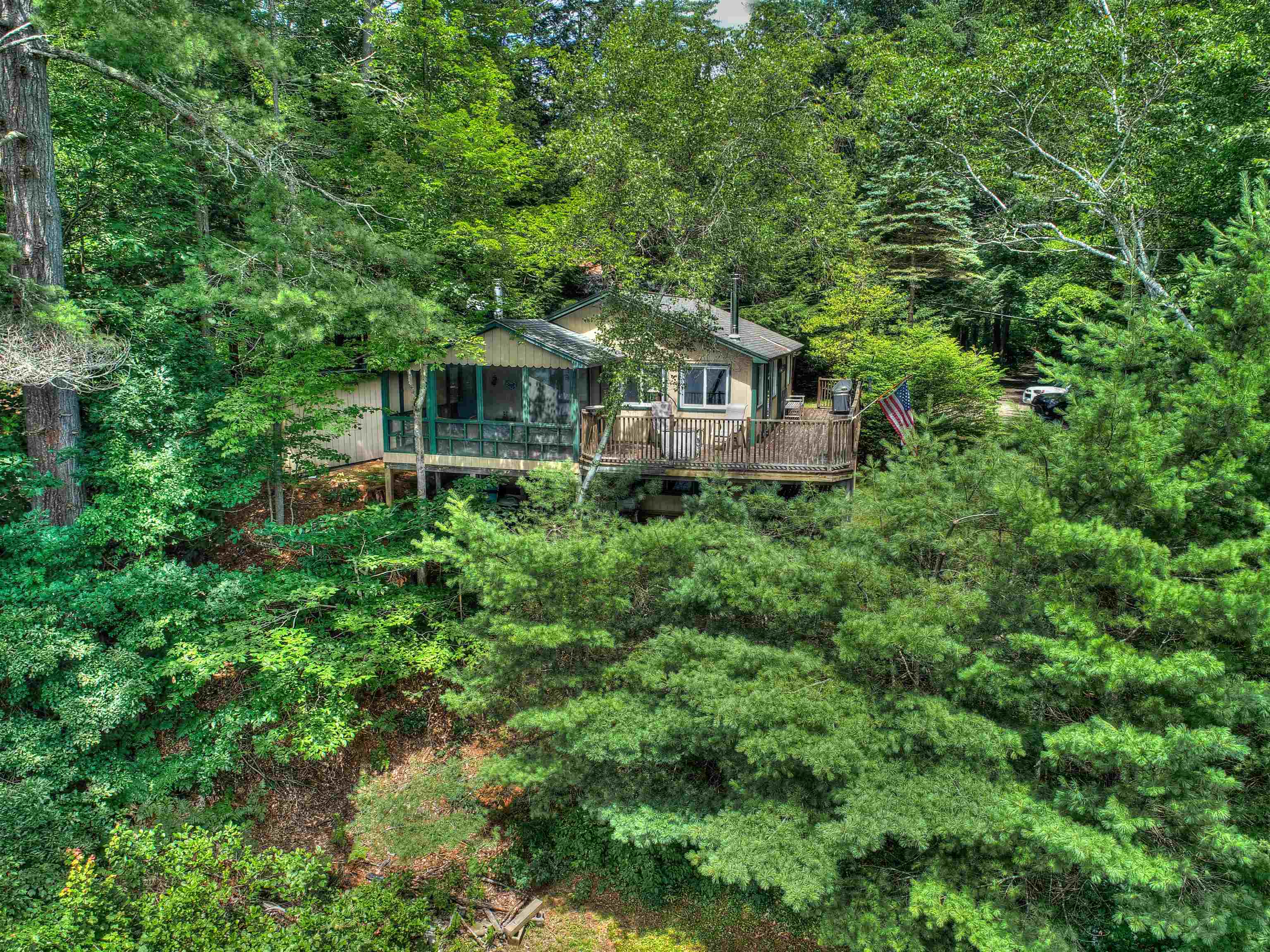 418 Forest Lake Rd, Winchester, NH 03470