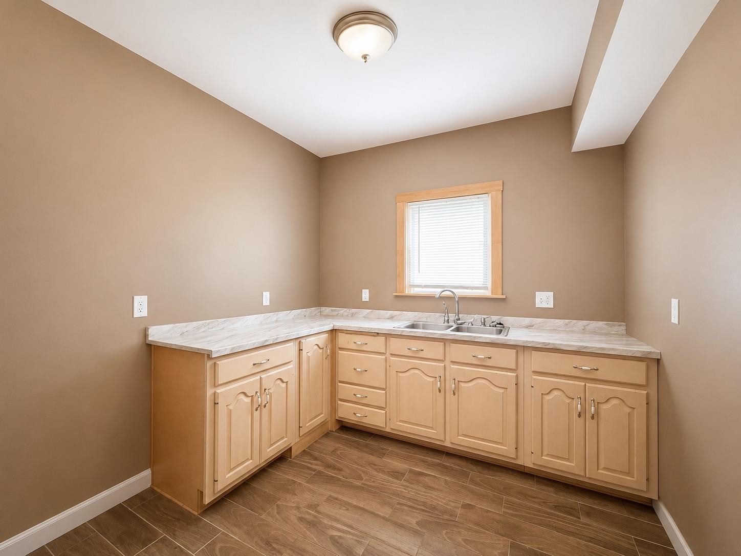 Bright & clean kitchen with Natural light