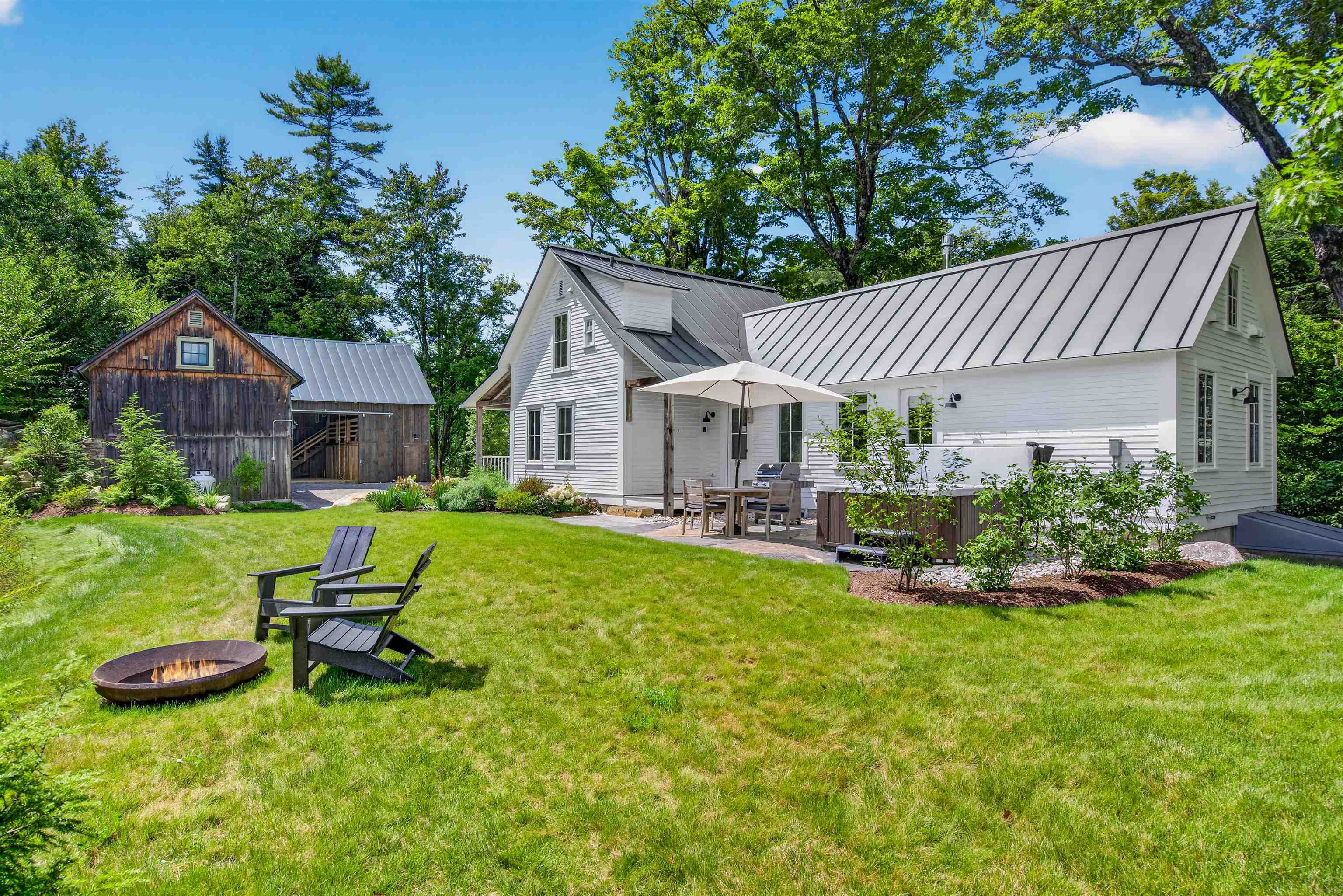 3rd image of 494-498 Goodaleville Rd, South Londonderry, VT 05155 | MLS# 5101688