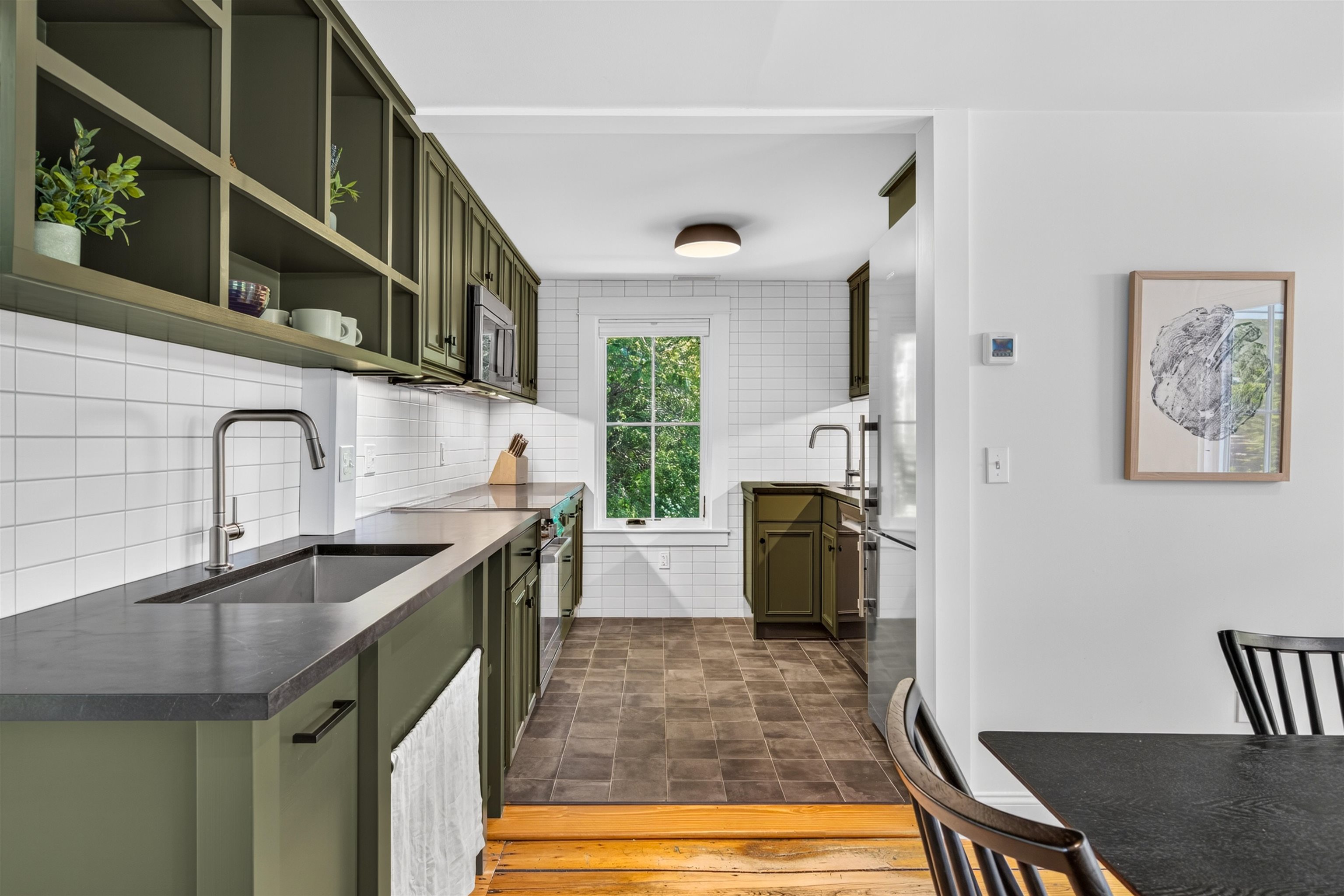 4th image of 494-498 Goodaleville Rd, South Londonderry, VT 05155 | MLS# 5101688