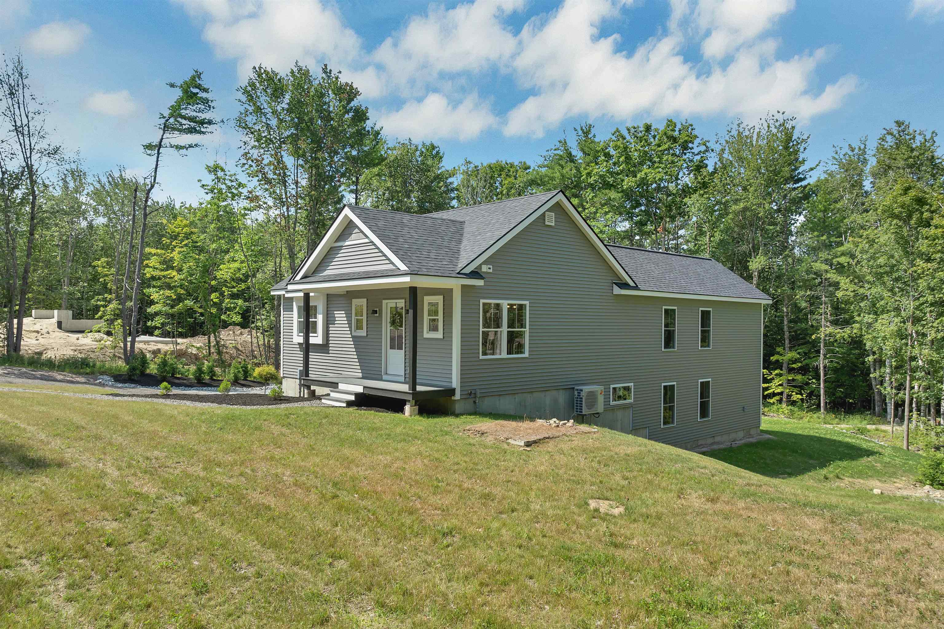3114 Parade Rd, Laconia, NH 03246
