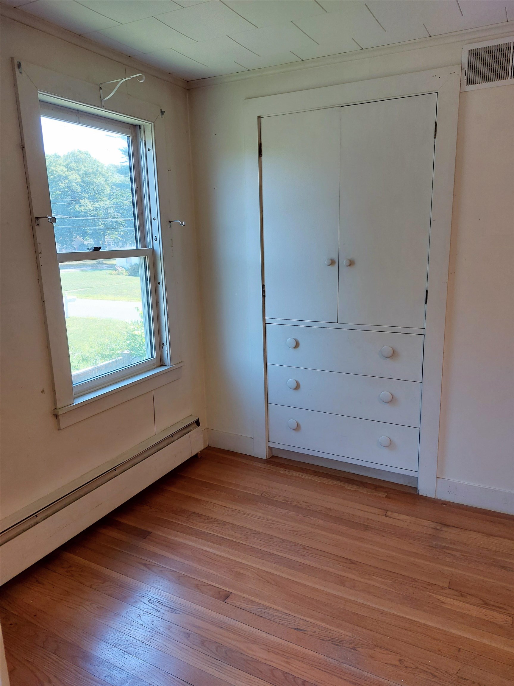 Storage Nook at Landing Area