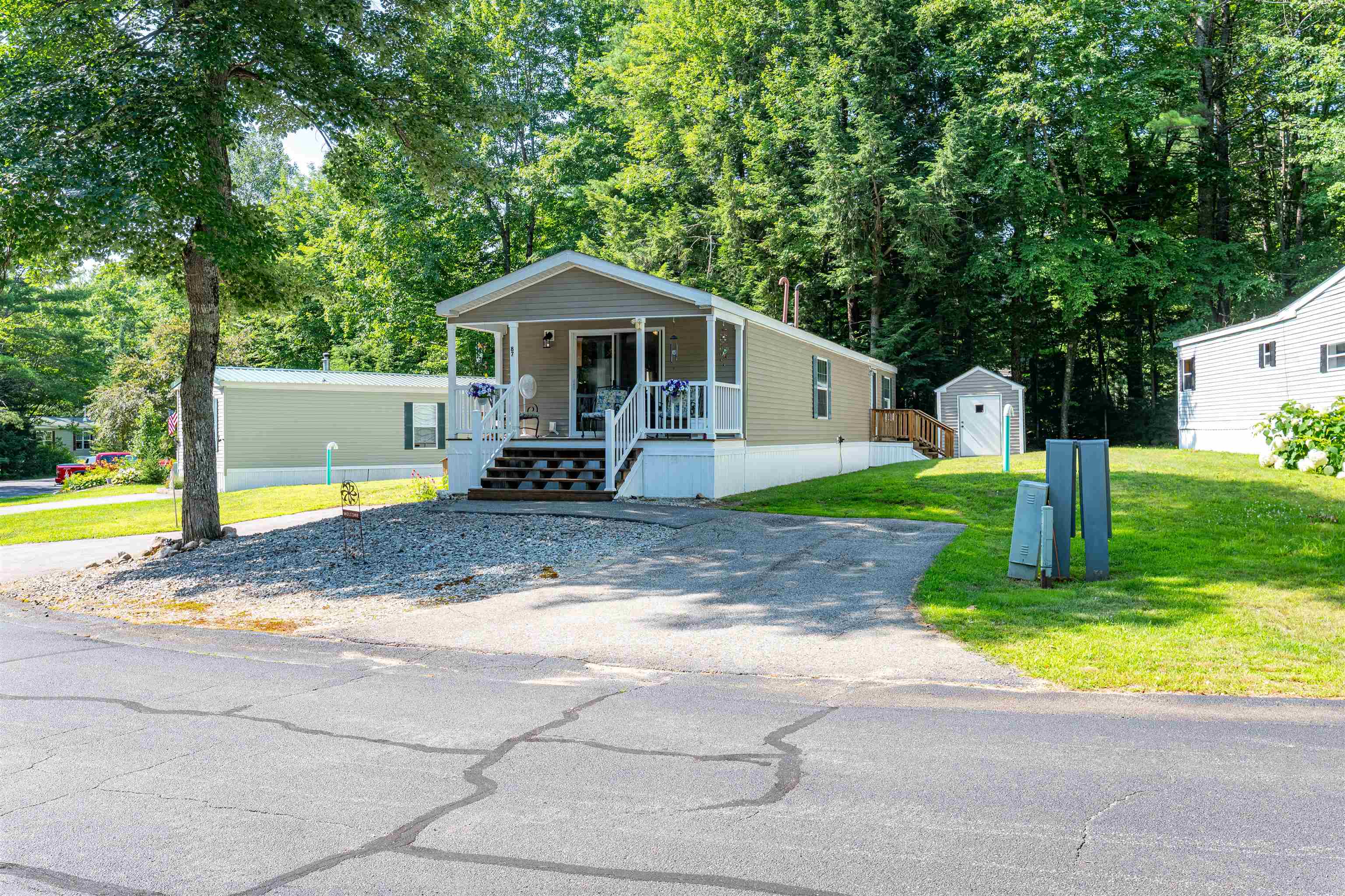 87 Loon Mountain Ln, Conway, NH 03813