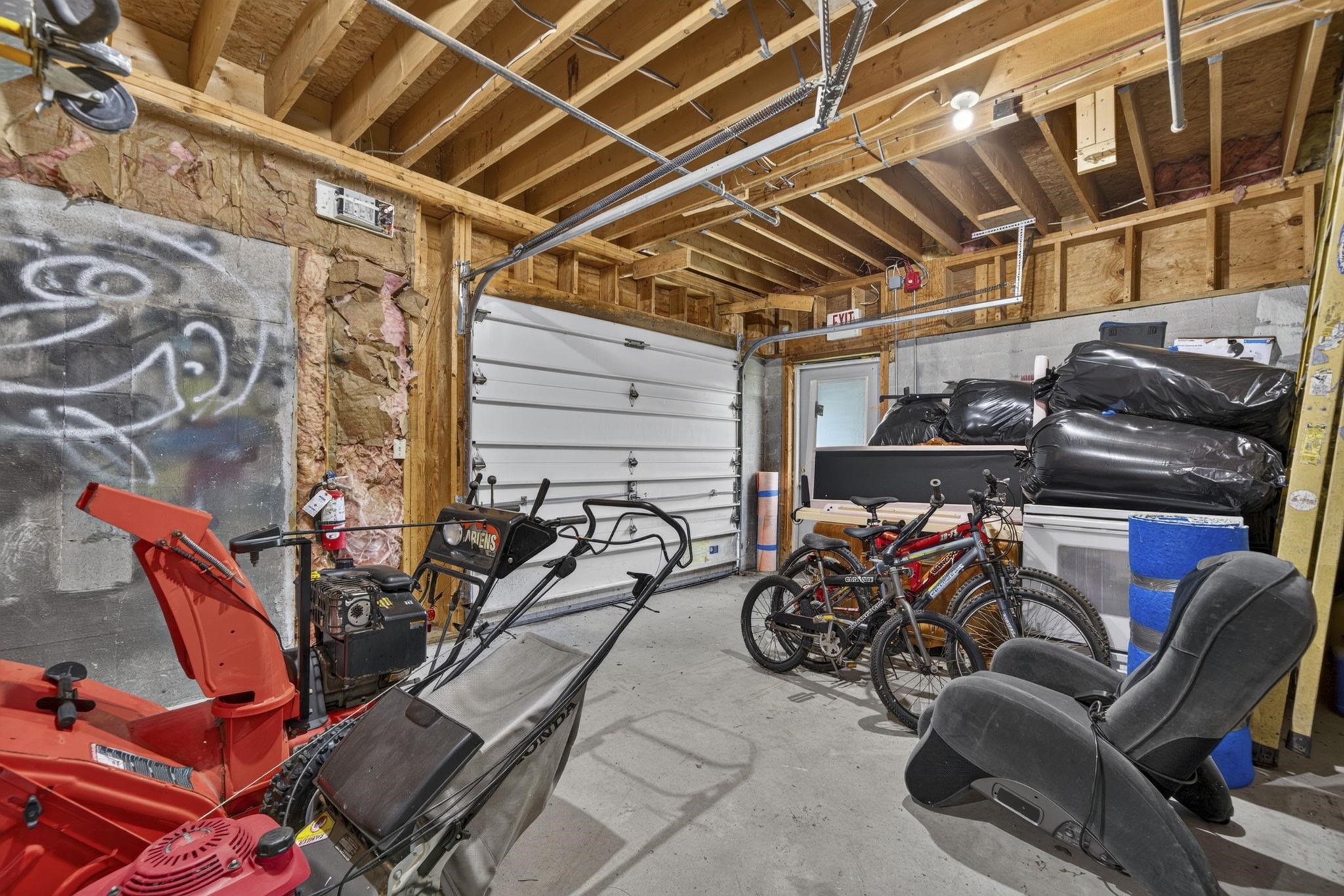 12-14 Pleasant St, Goffstown, NH 03045