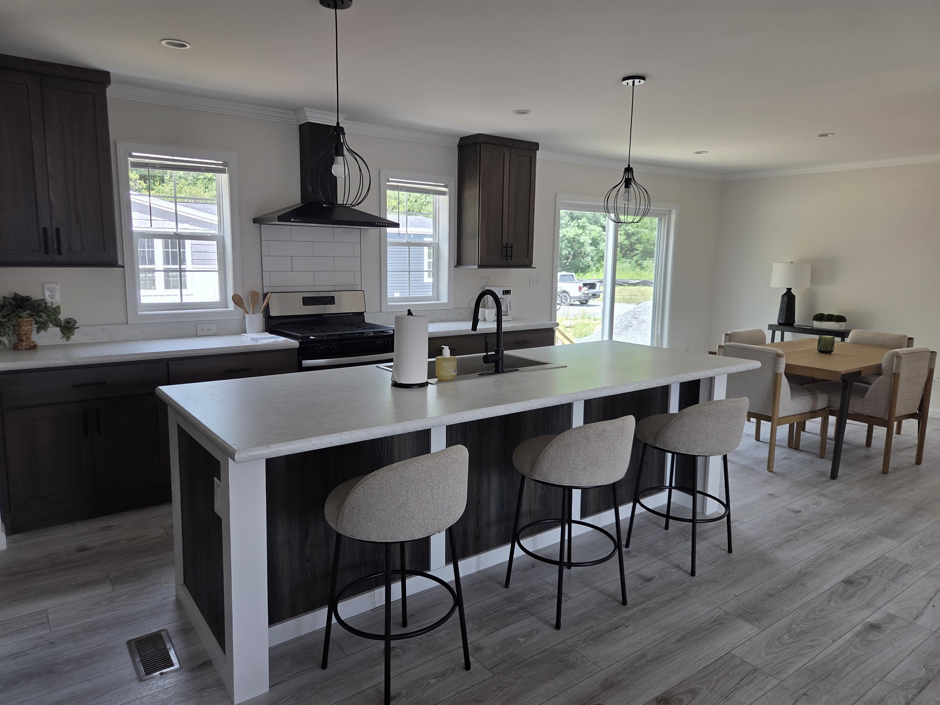 3 Quartz Street, Litchfield, NH photo 4