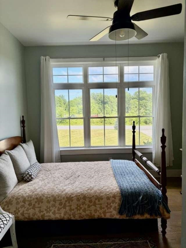 Photo 18 of 20