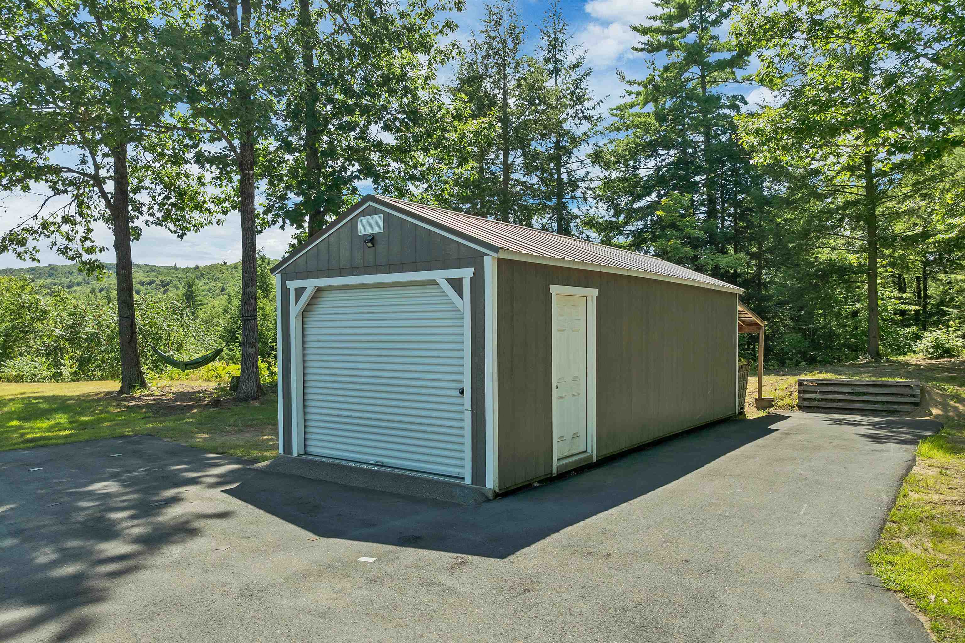 Storage building